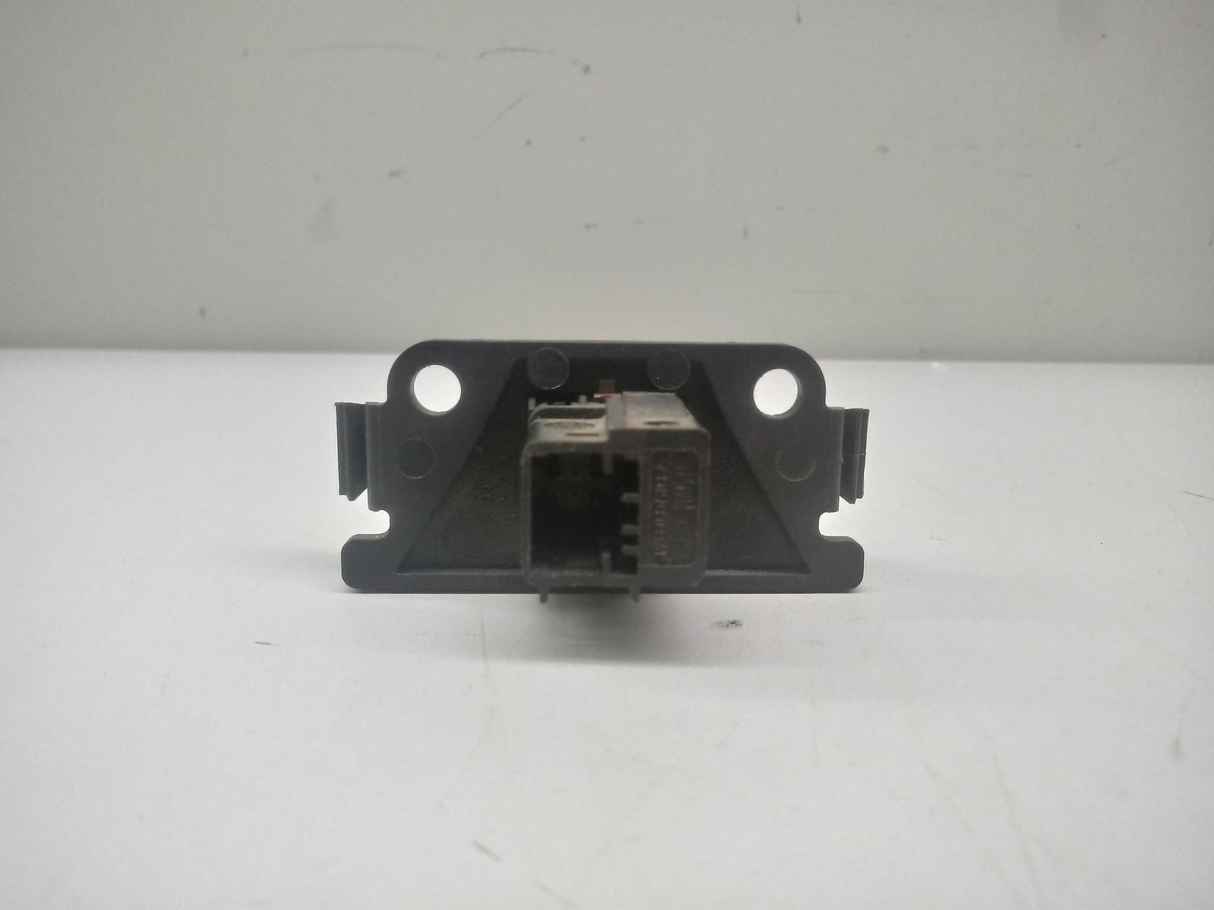 Botao Pisca Alerta Peugeot 307 05/06 Vermelho 2