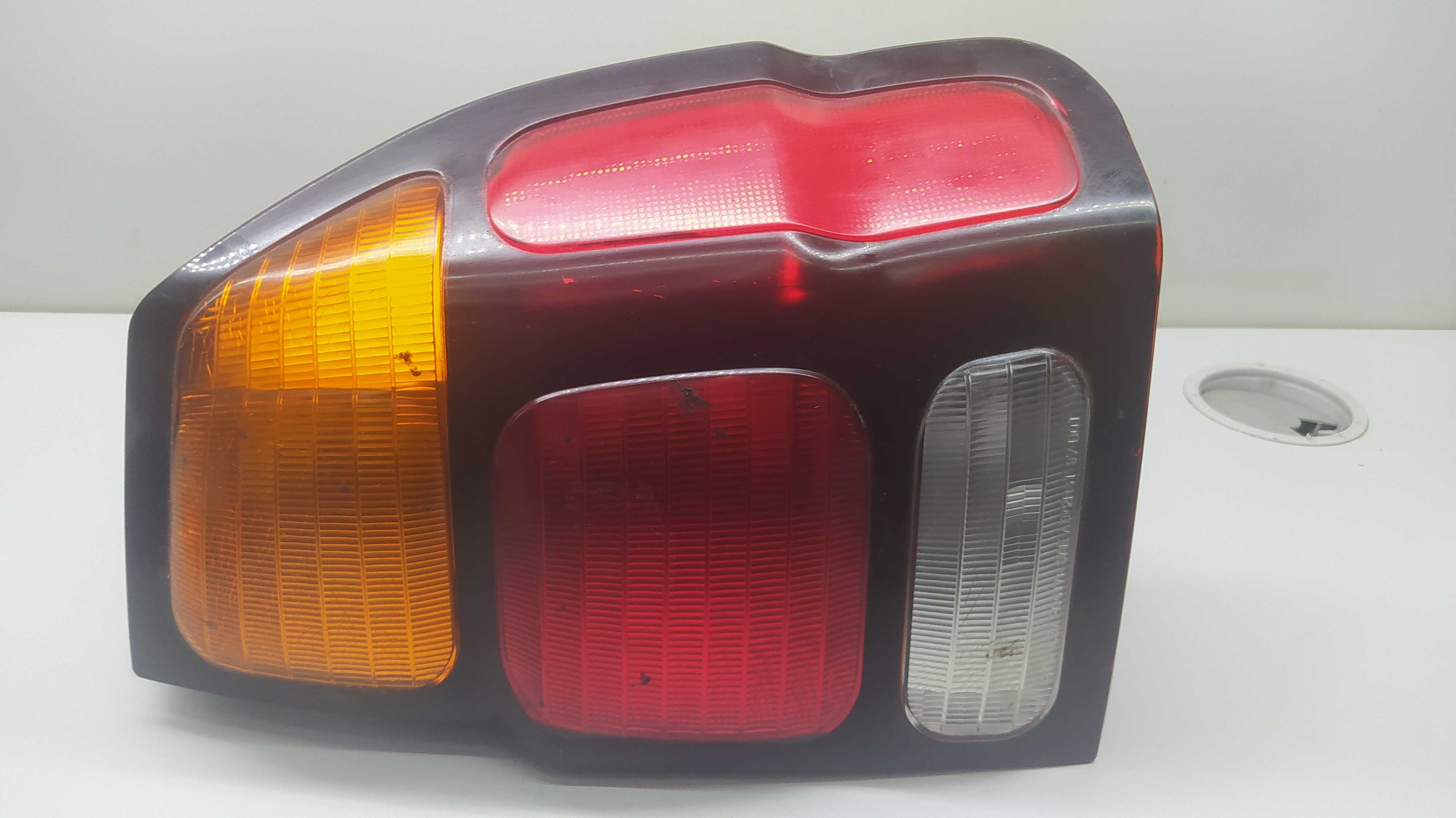 Lanterna Traseira Direita Mitsubishi Pajero Sport 99 / 06 1