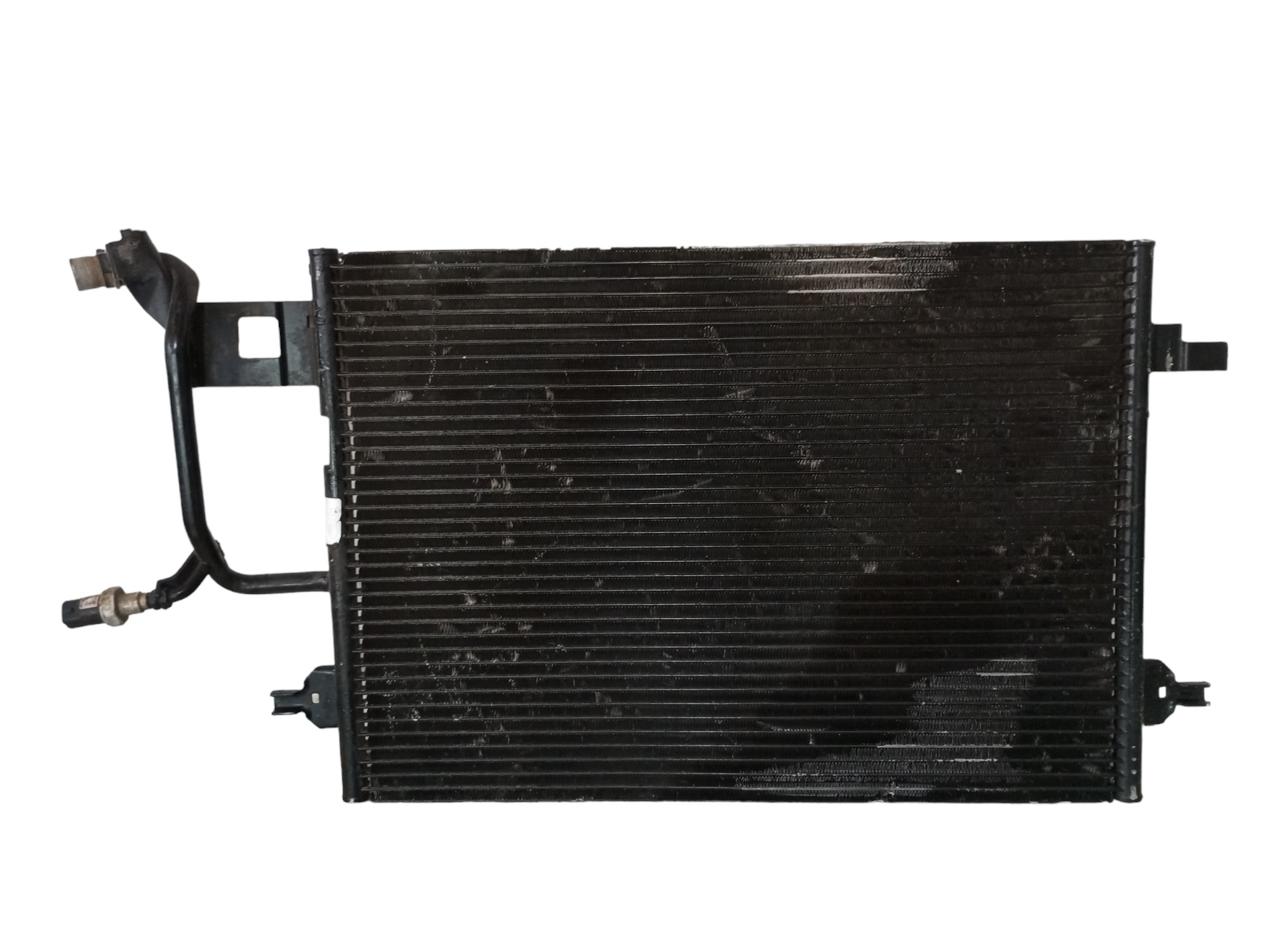 Condensador Ar Audi A4 96 97 98 99 2000 Volkswagen Passat 1