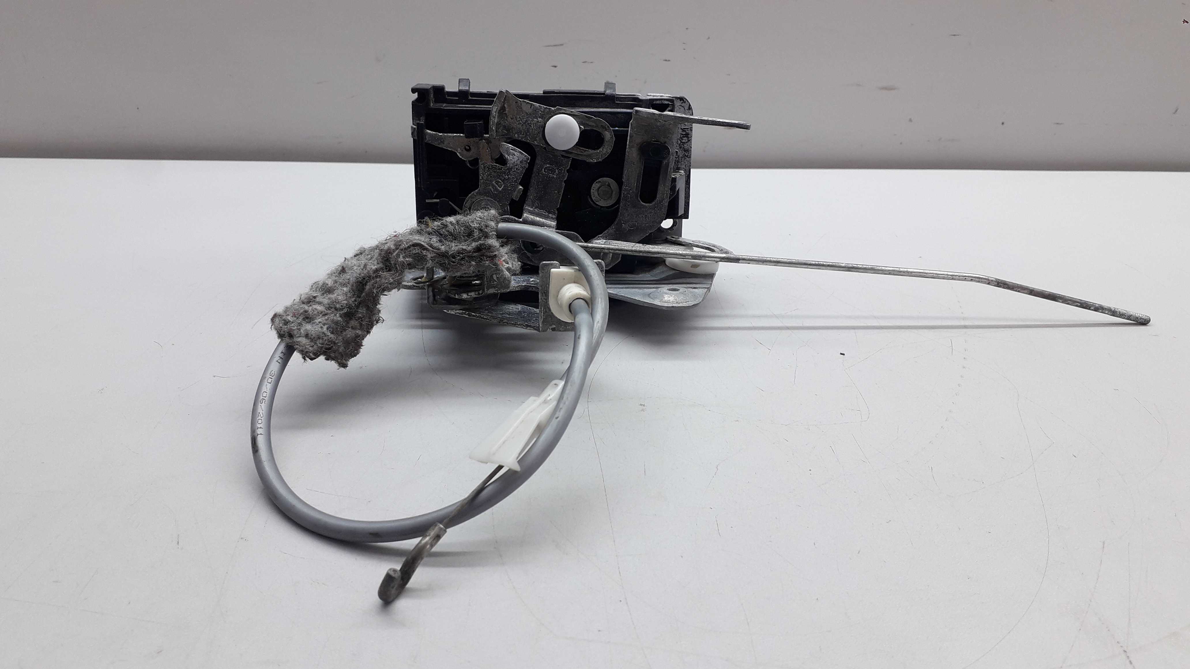 Fechadura Porta Traseira Direita Vw Gol G4 6
