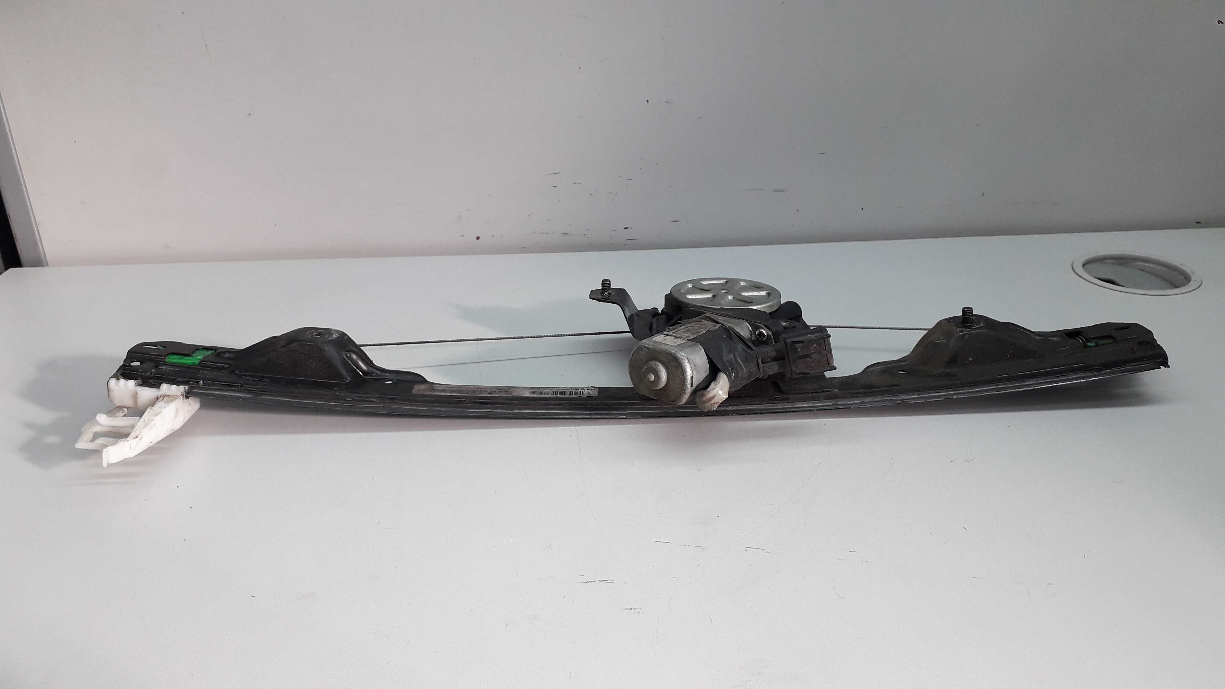 Máquina De Vidro Dianteira Direita Fiat Idea 2009 2