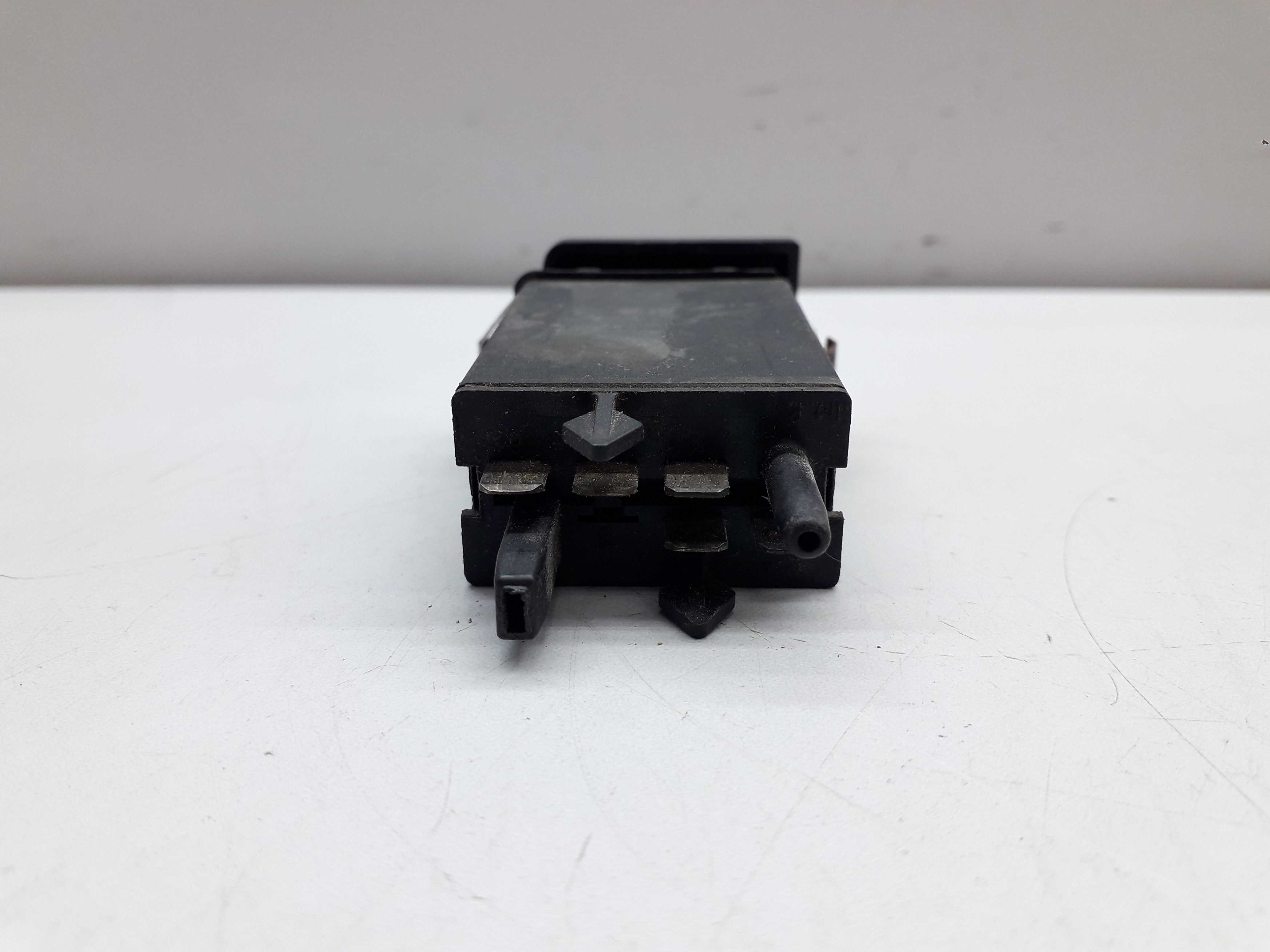 Botão Desembaçador Audi A3 1997/2000 3