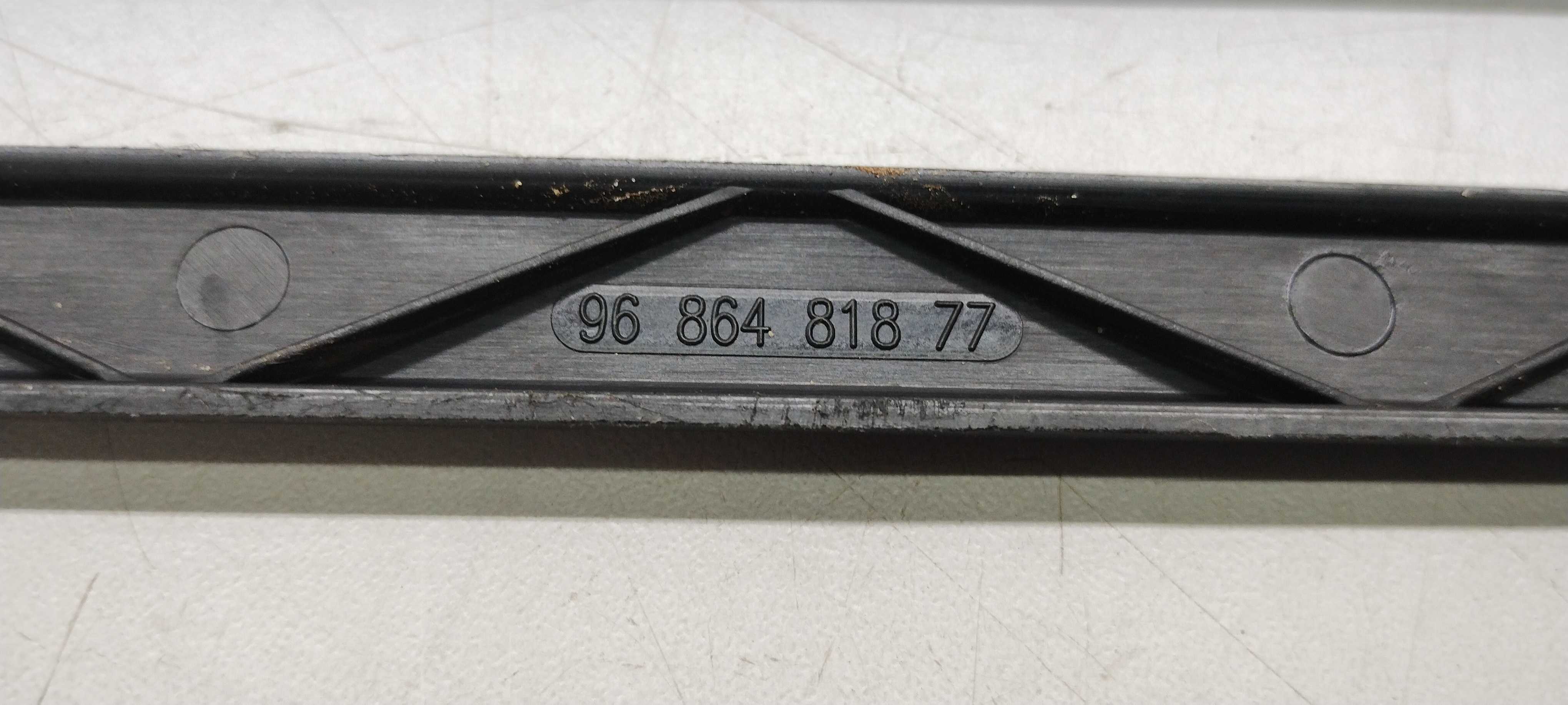 Acabamento Trilho Banco Peugeot 307 Sedan 2008  Preto 3