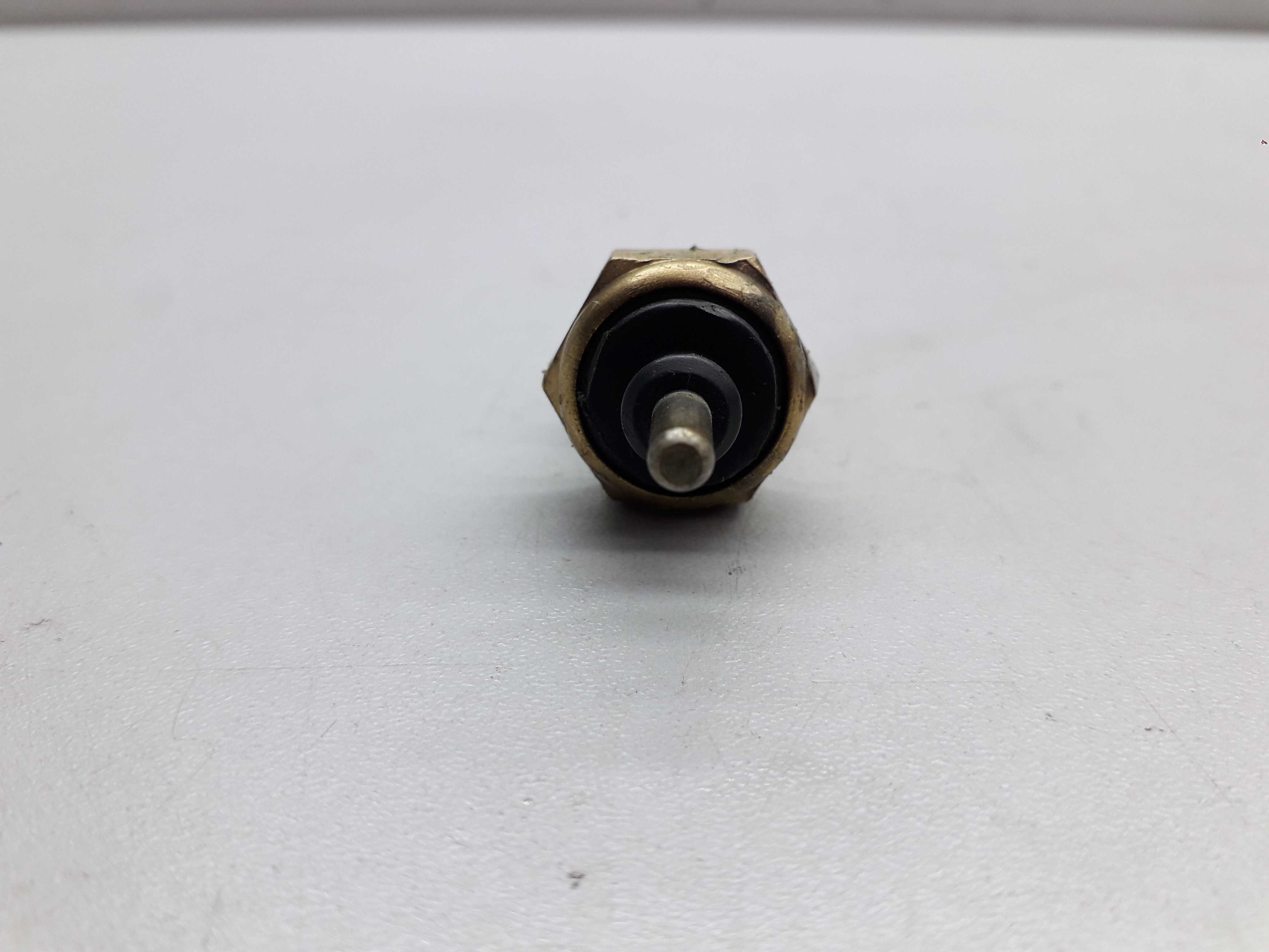 Sensor Temperatura Água Mercedes C220/c280 1994 6