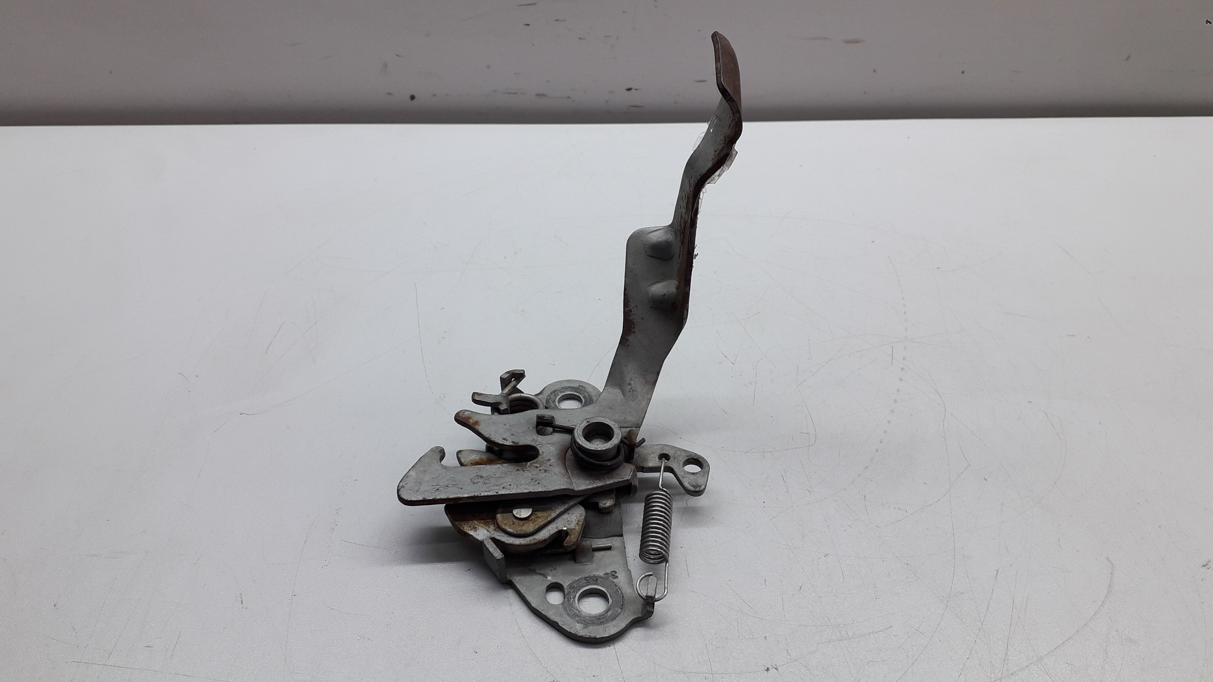 Fechadura Trava Capô Citroen Xsara Picasso 2007 3