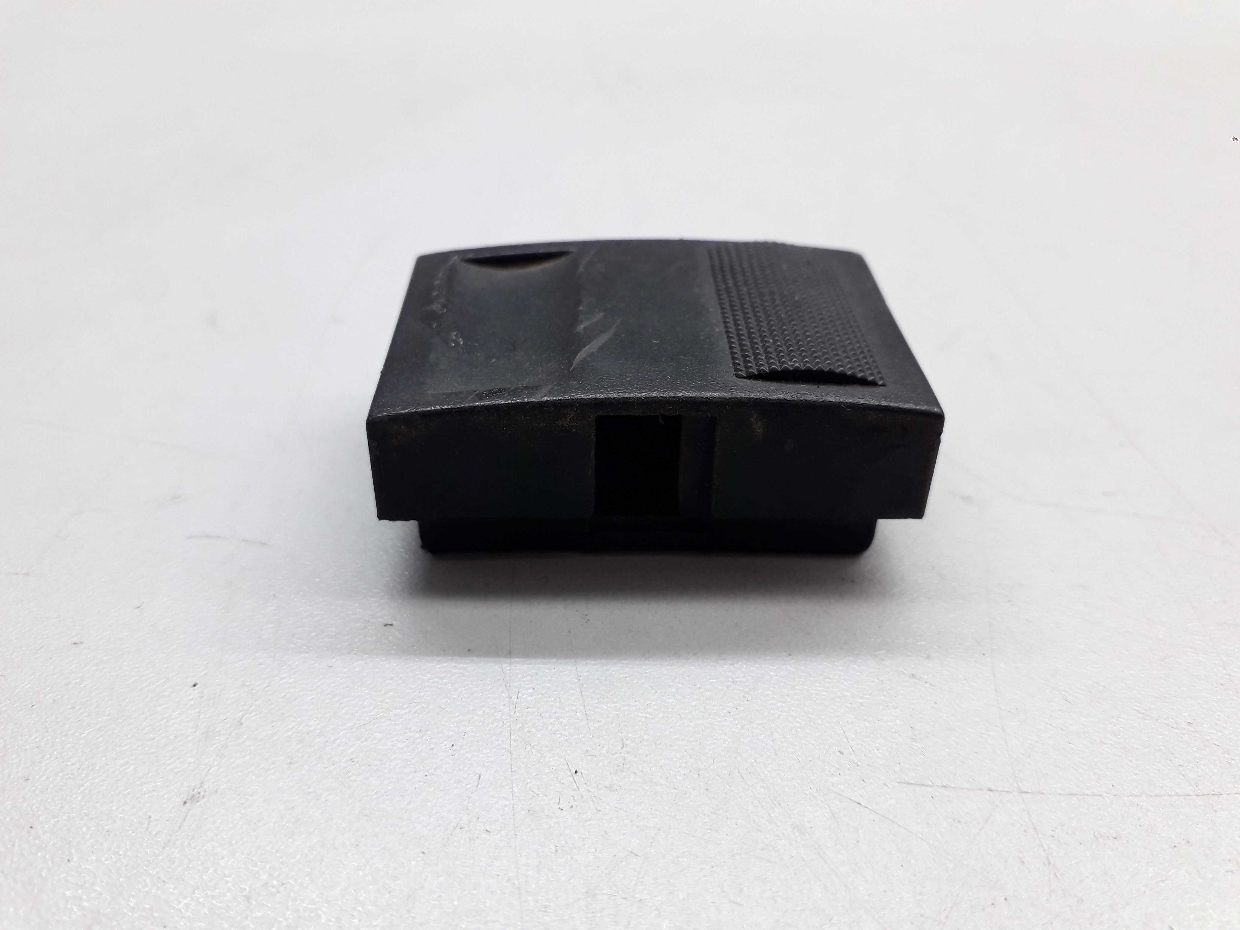 Botão Falso Painel Vw Gol Parati Saveiro G3 G4 3