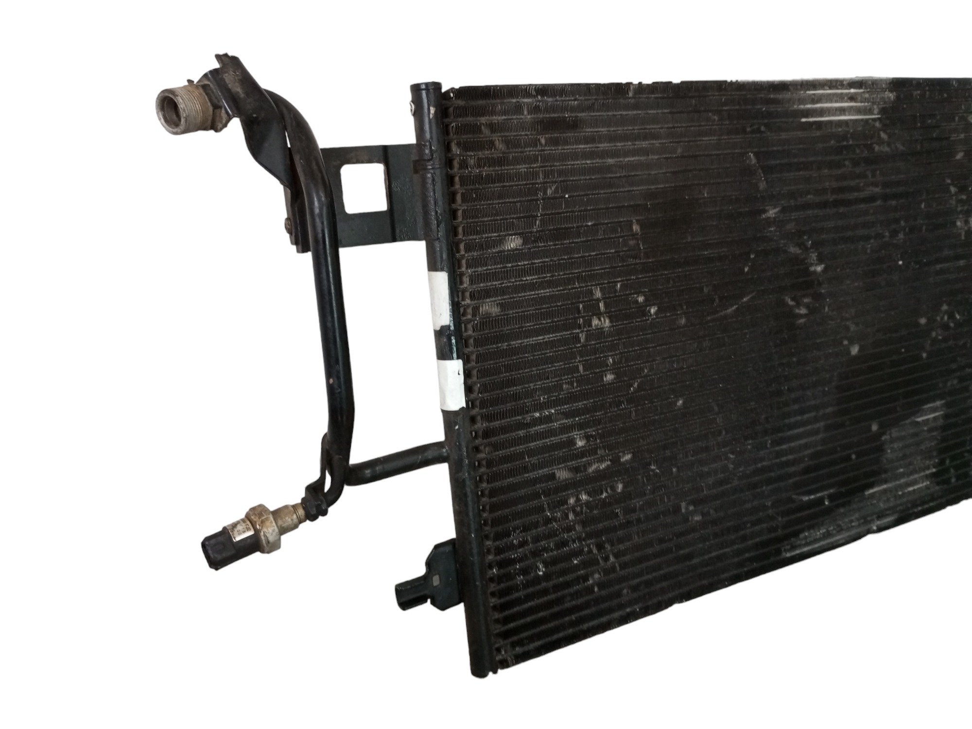 Condensador Ar Audi A4 96 97 98 99 2000 Volkswagen Passat 6