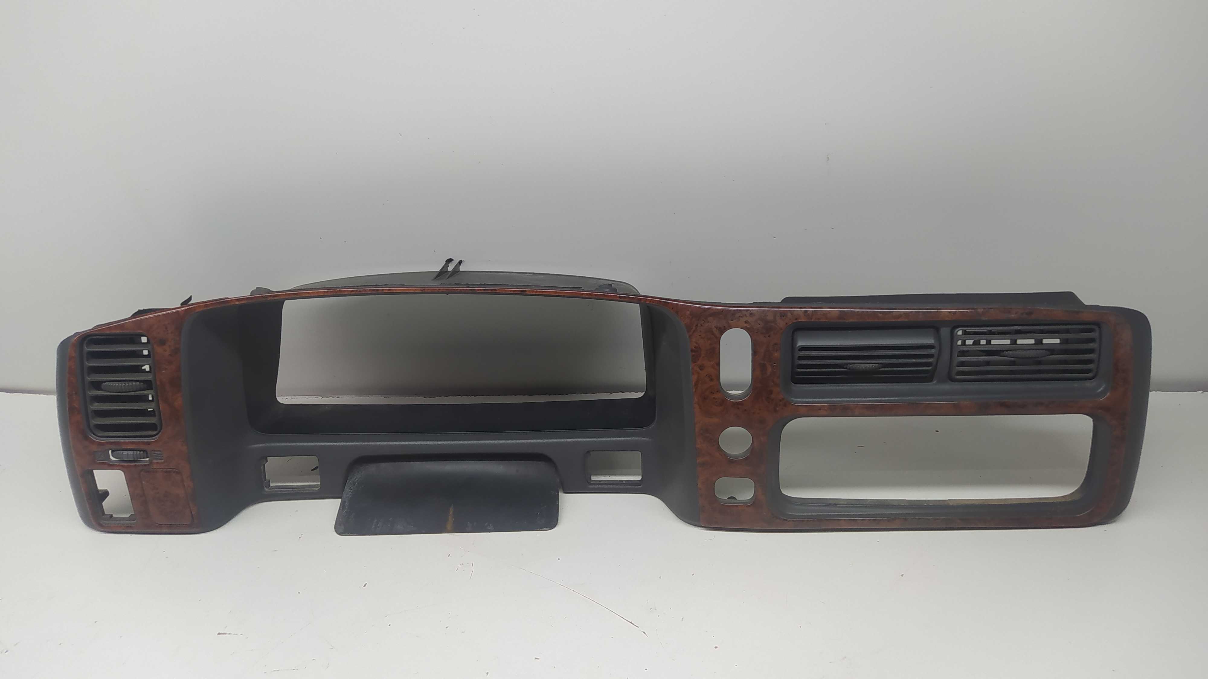 Moldura Do Painel De Instrumentos Pajero Sport 2