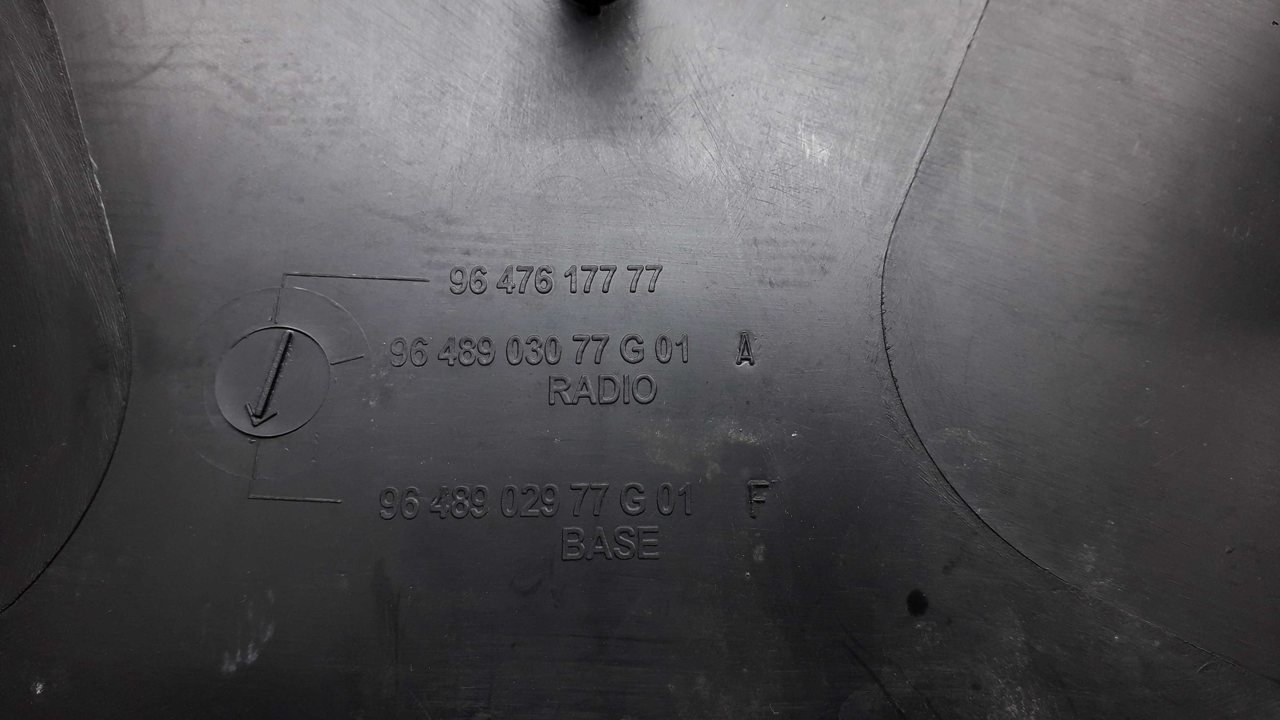 Moldura Capa Chave De Seta Inferior Peugeot 206 2005 7