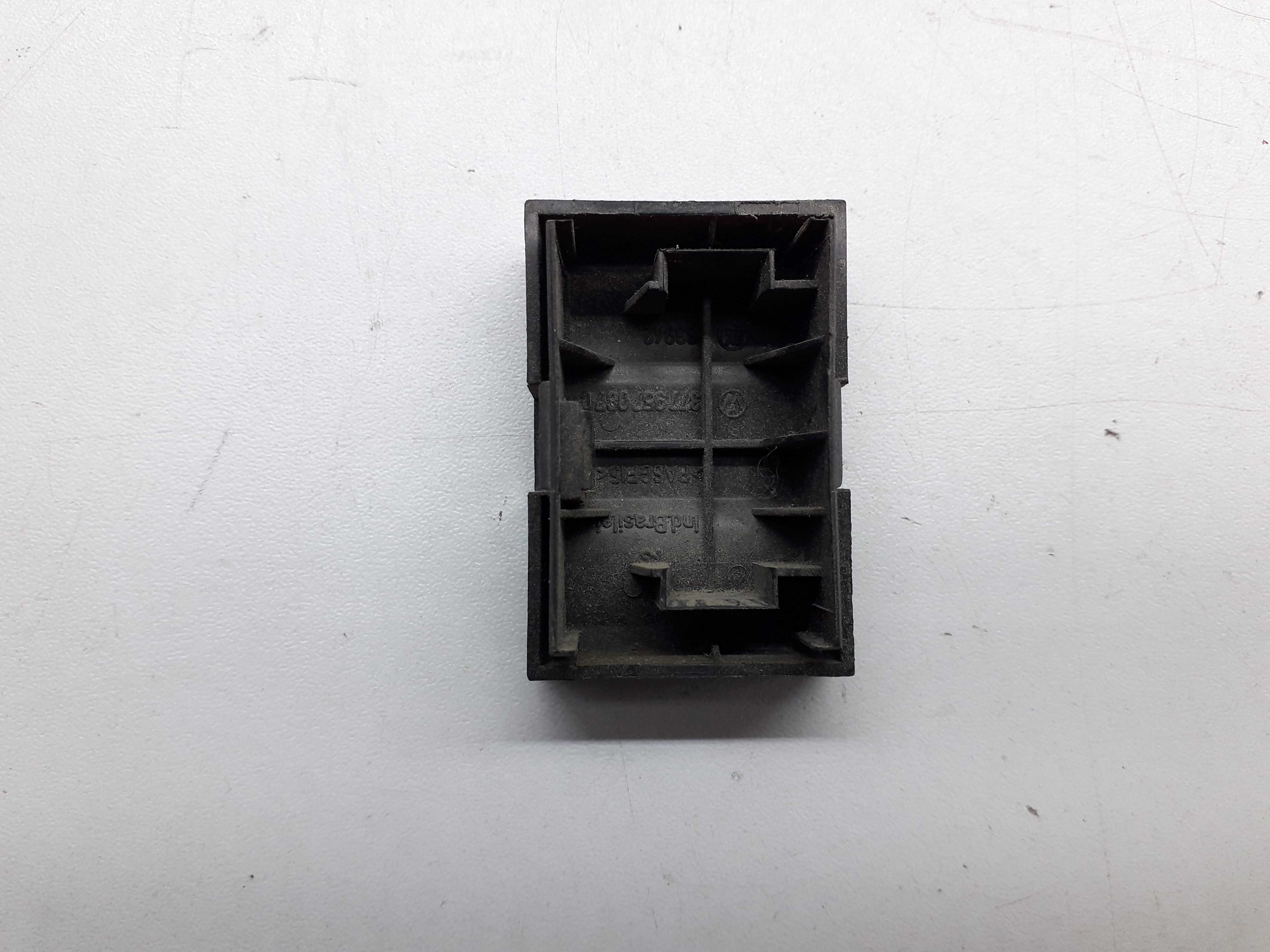 Botão Falso Painel Vw Gol Parati Saveiro G3 G4 6