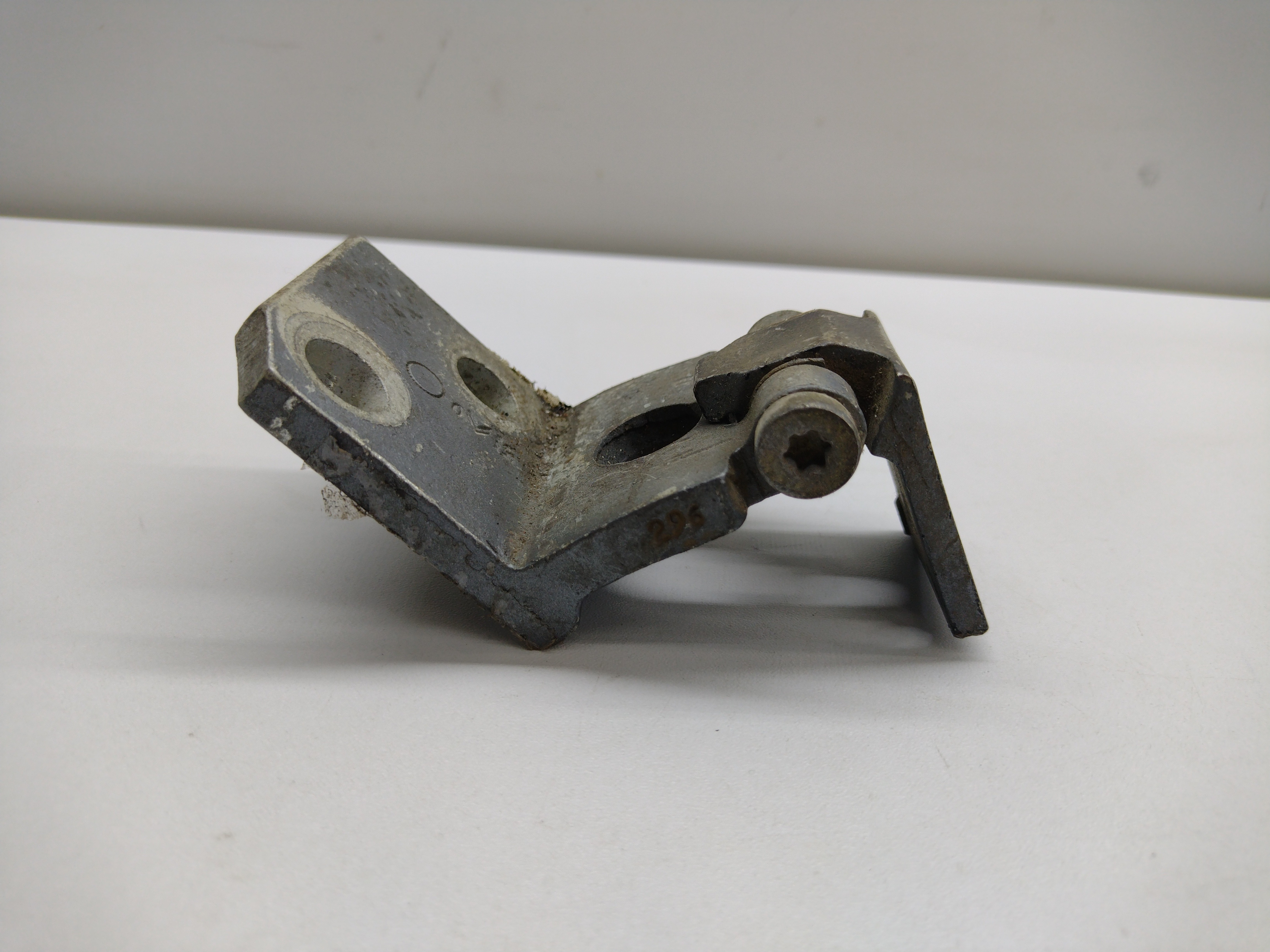 Dobradiça Porta Dianteira Direita Xsara Picasso 08/12 2