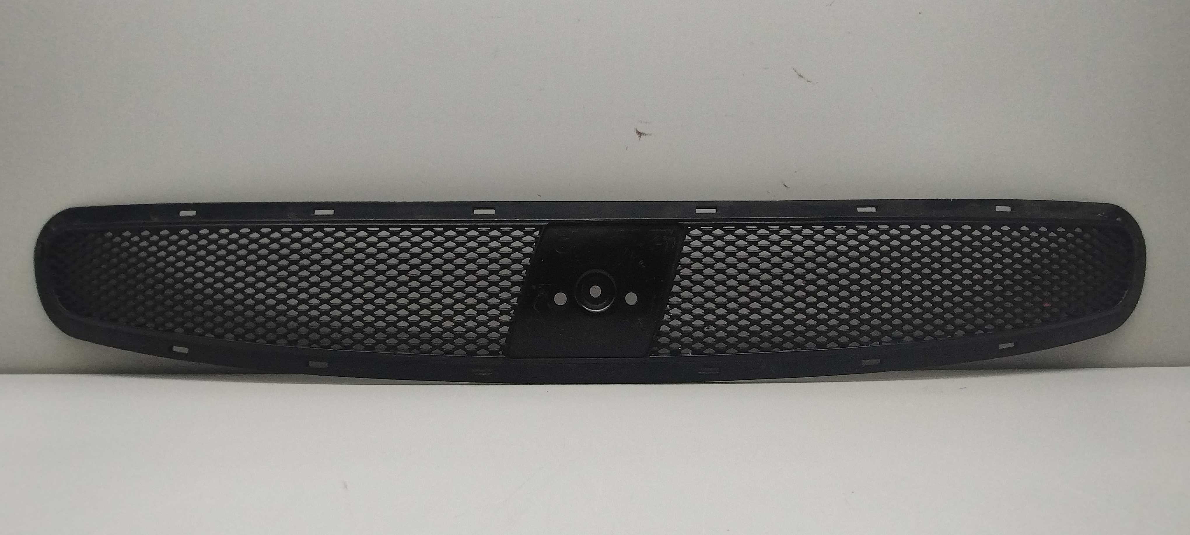 Grade Dianteira Fiat Uno 01/03 2