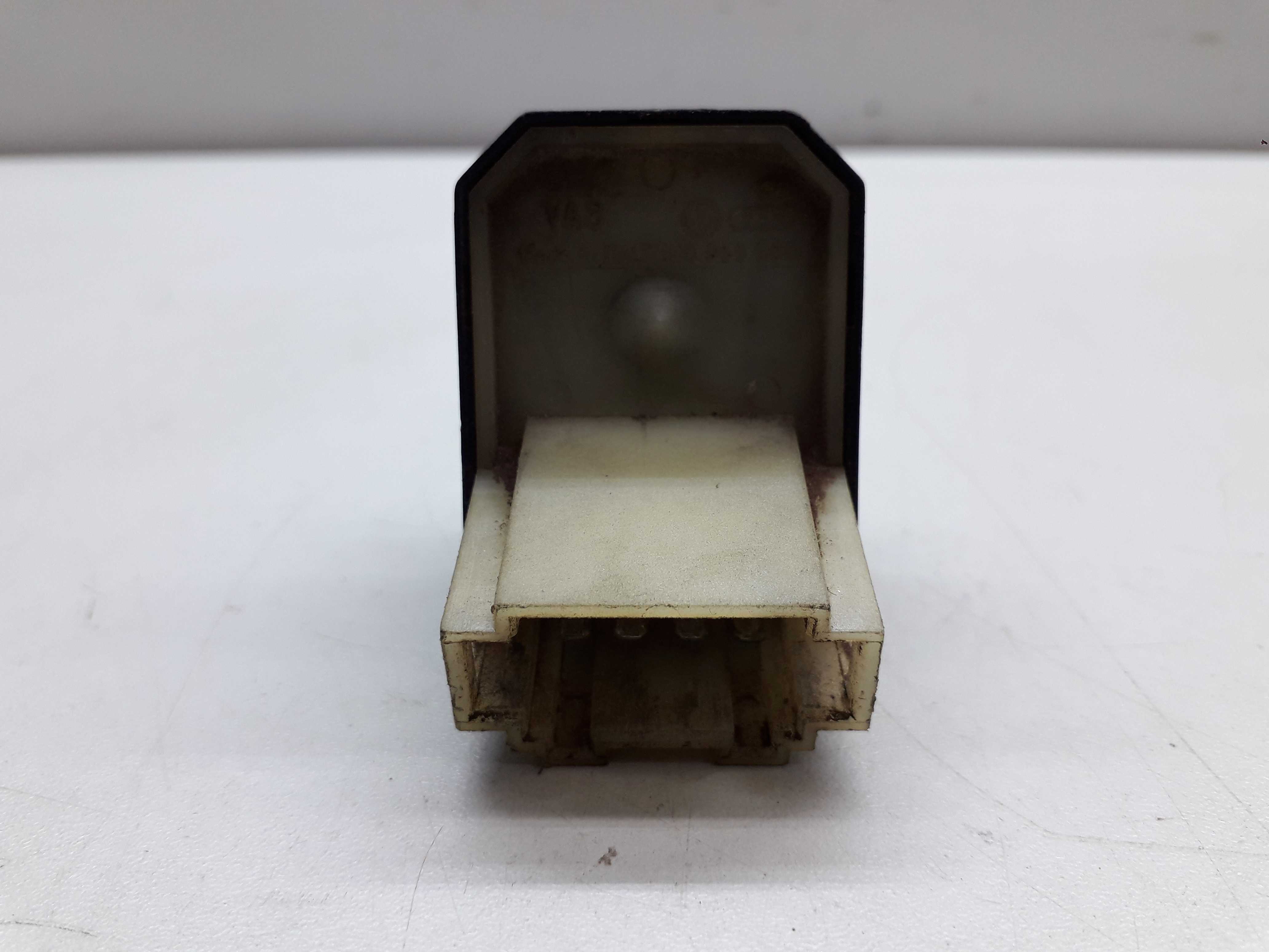 Botão Regulagem Retrovisor Vw Golf 1995 6