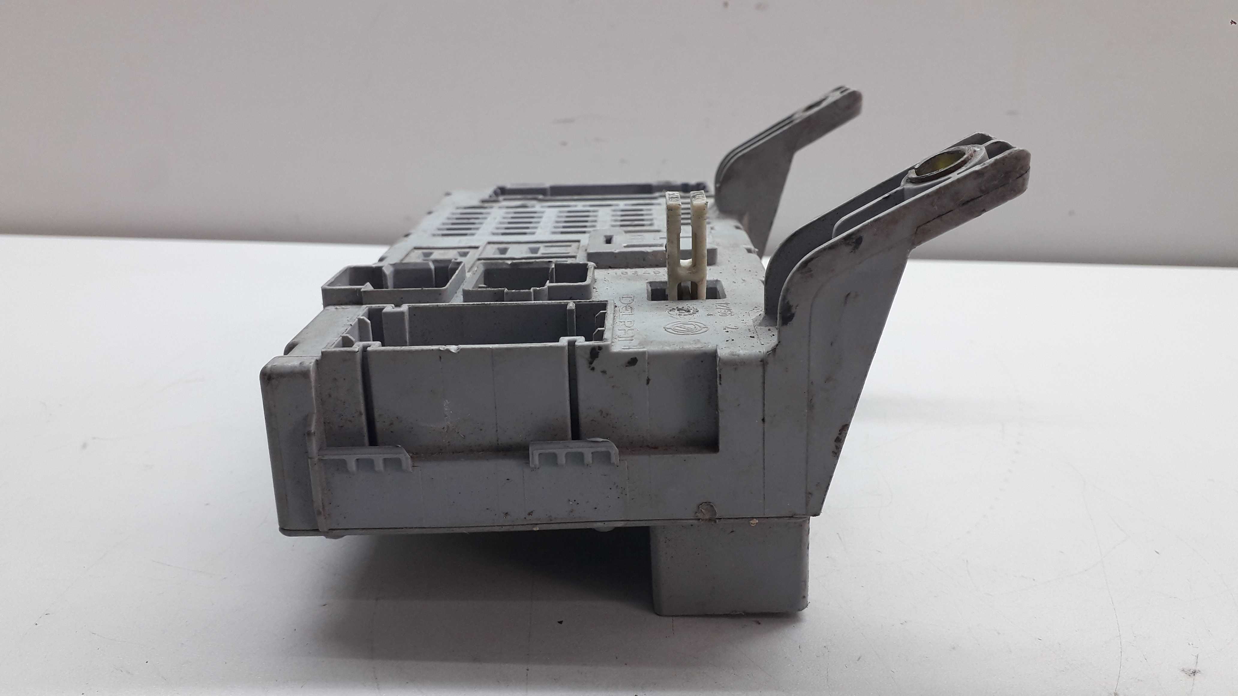 Caixa De Fusíveis Fiat Palio Idea 2005/2010 3