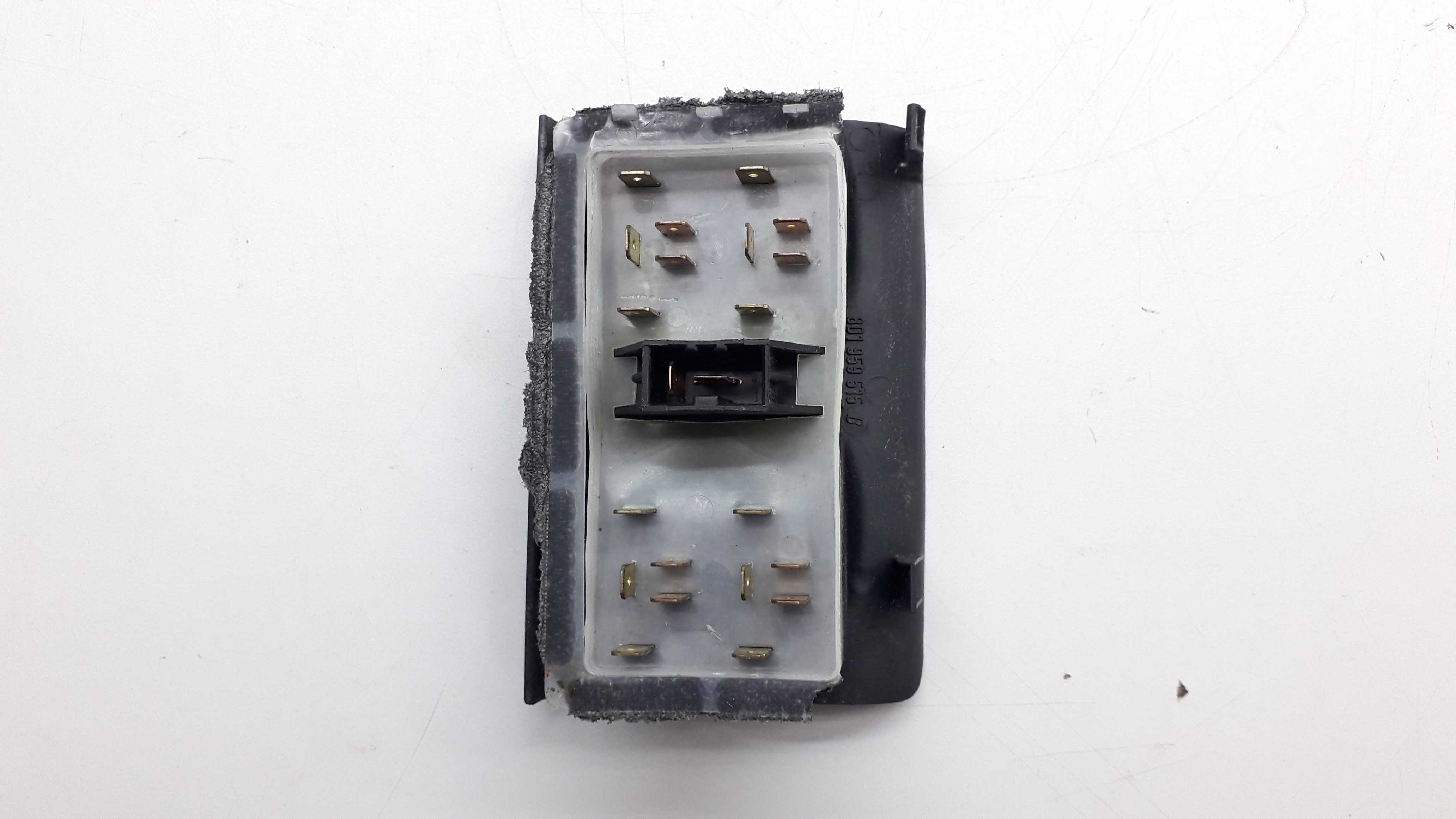 Botão Comando Vidro Elétrico Dianteiro Esquerdo Audi A4 99 6
