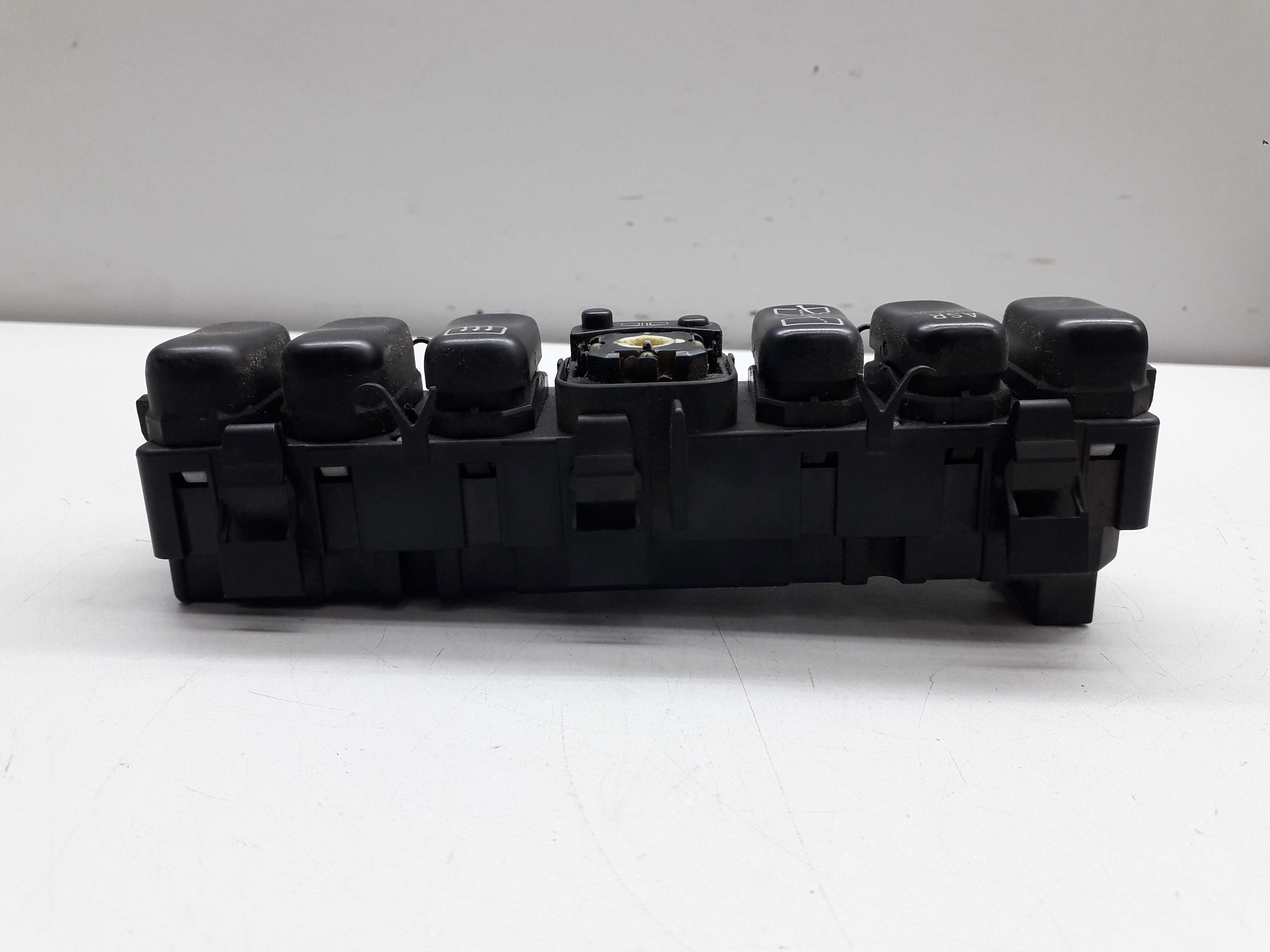 Comando Botões Retrovisor/desembaçador/limpador Classe A160 4