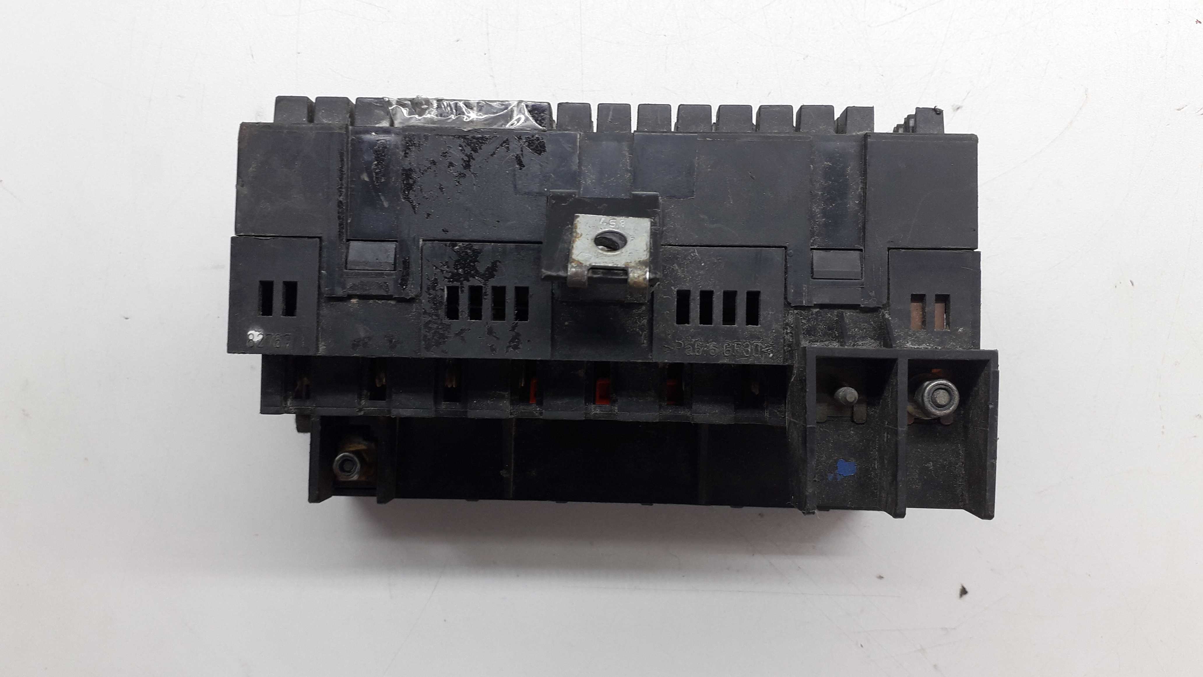 Caixa De Fusíveis Vw Gol Parati Saveiro G2 1