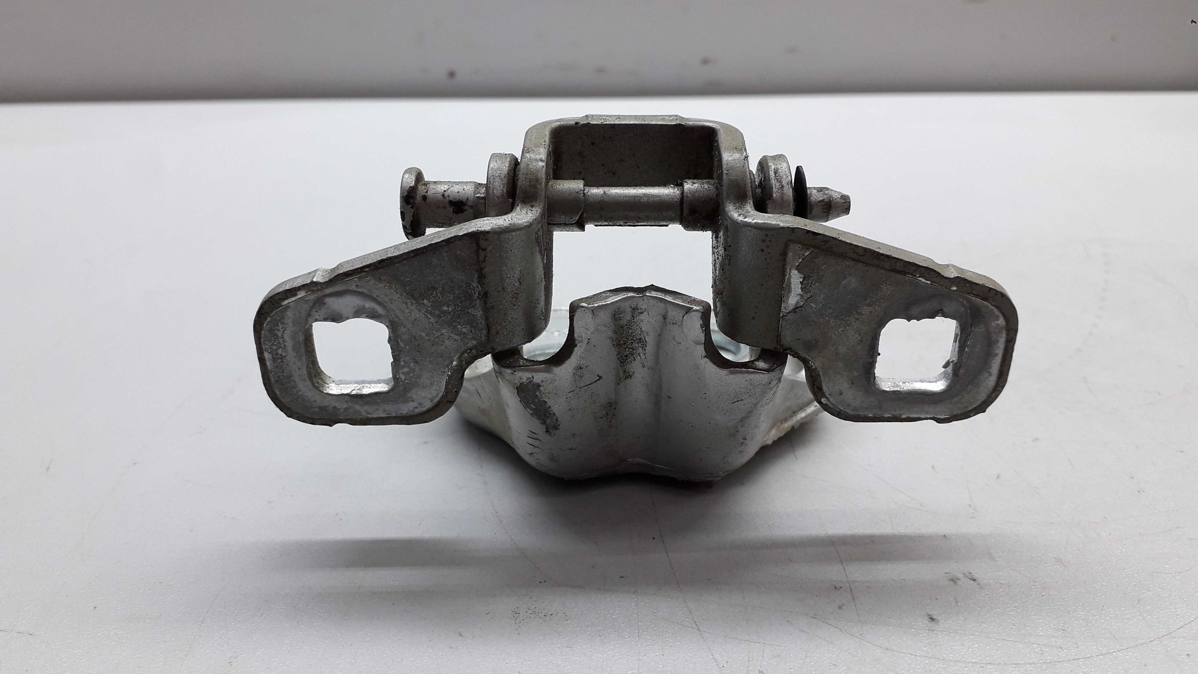Dobradiça Porta Traseira Direita Renault Logan Sandero 2008 4