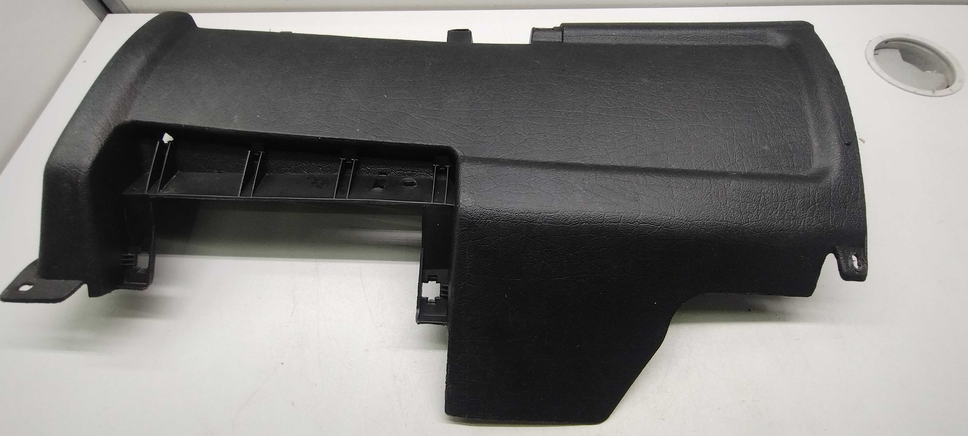 Moldura Inferior Painel Lado Esquerdo Vw Golf 1994/1998 1