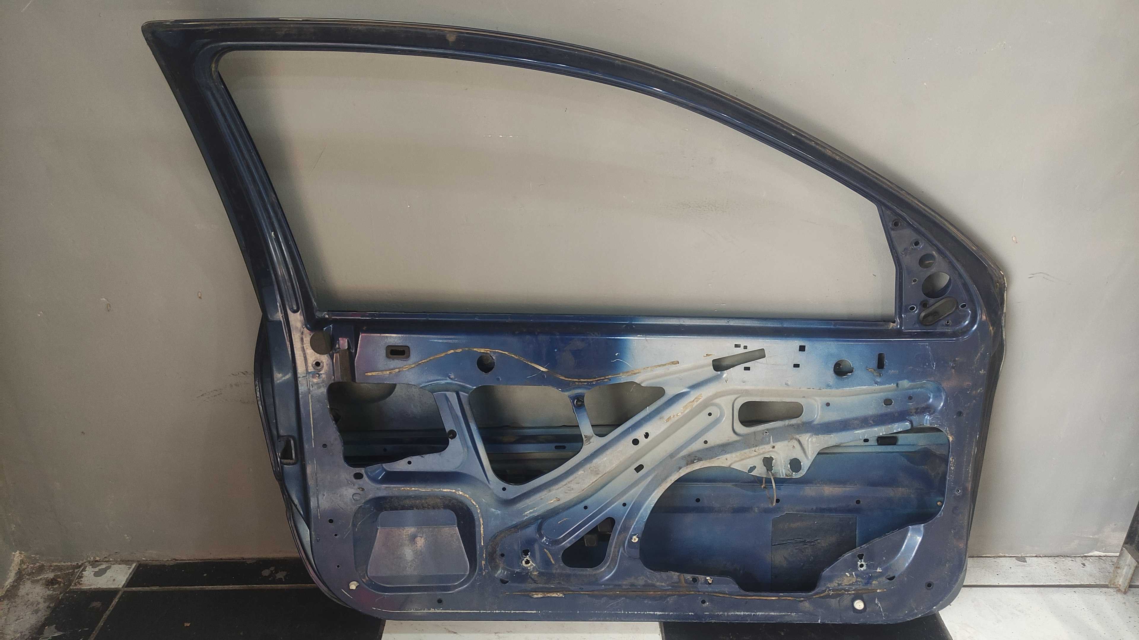 Porta Esquerda Peugeot 206 2p 3