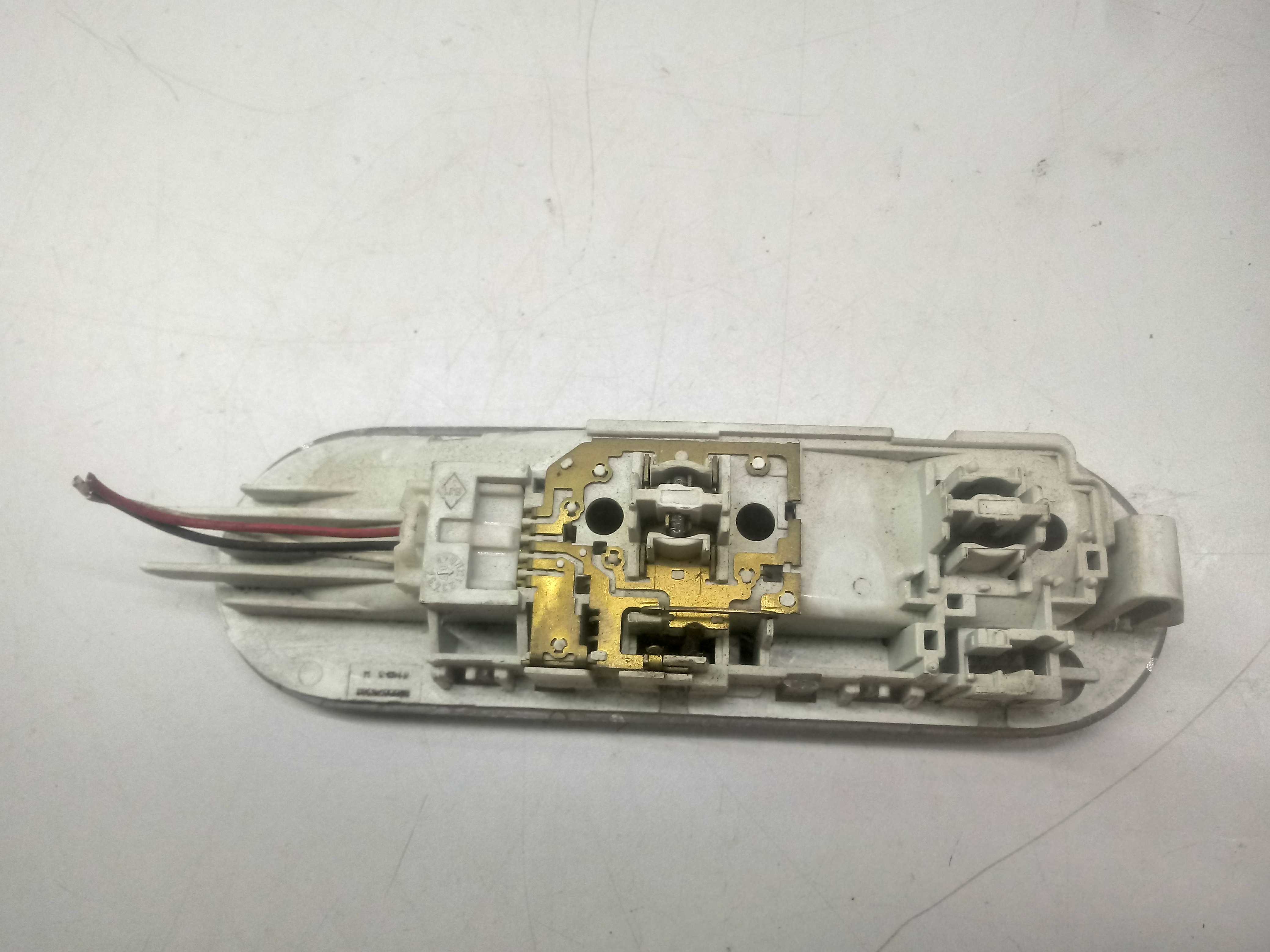 Luz De Teto Renault Sandero Clio 01/14 2