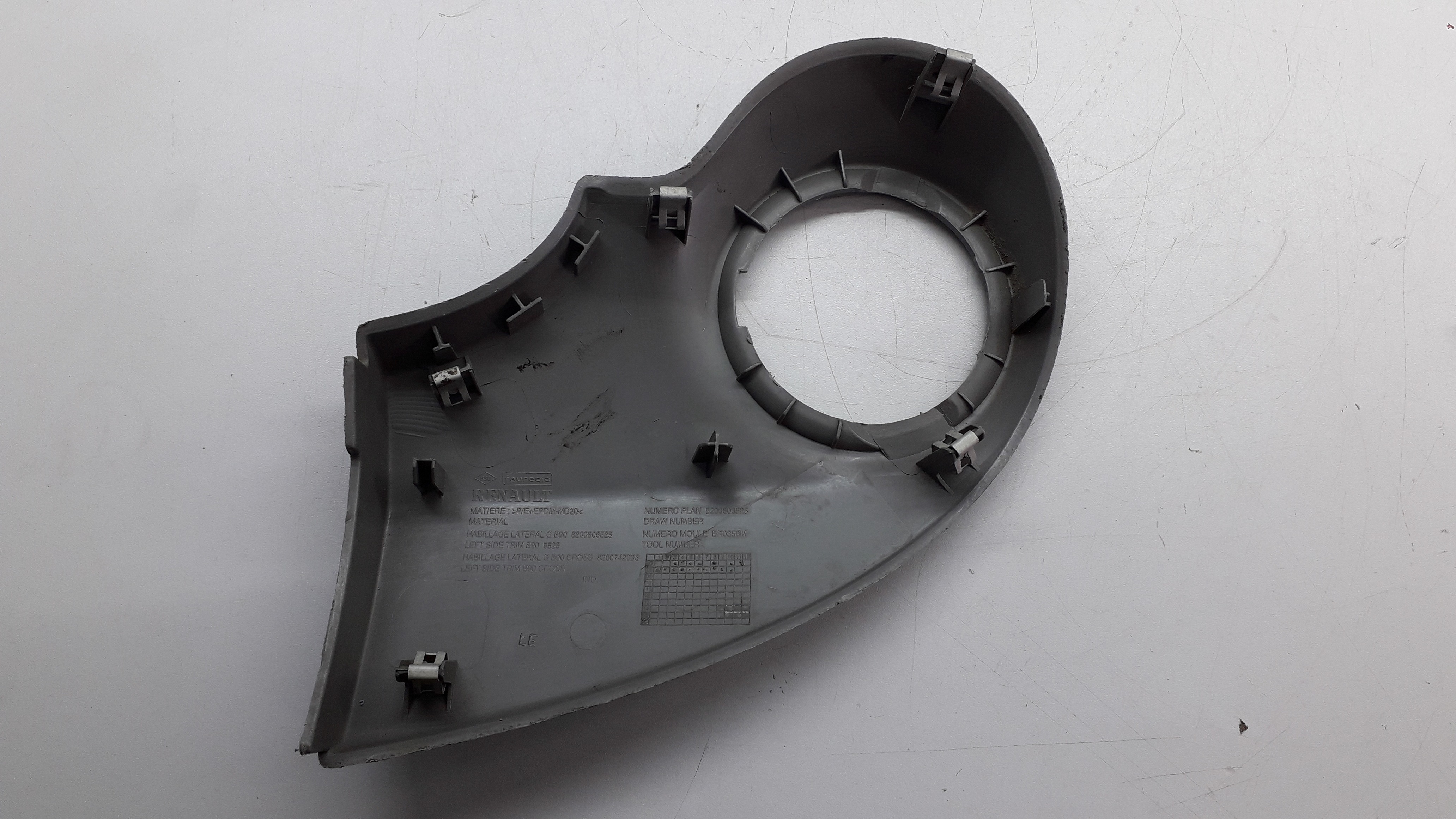 Moldura Difusor De Ar Esquerdo Renault Sandero 2009 6