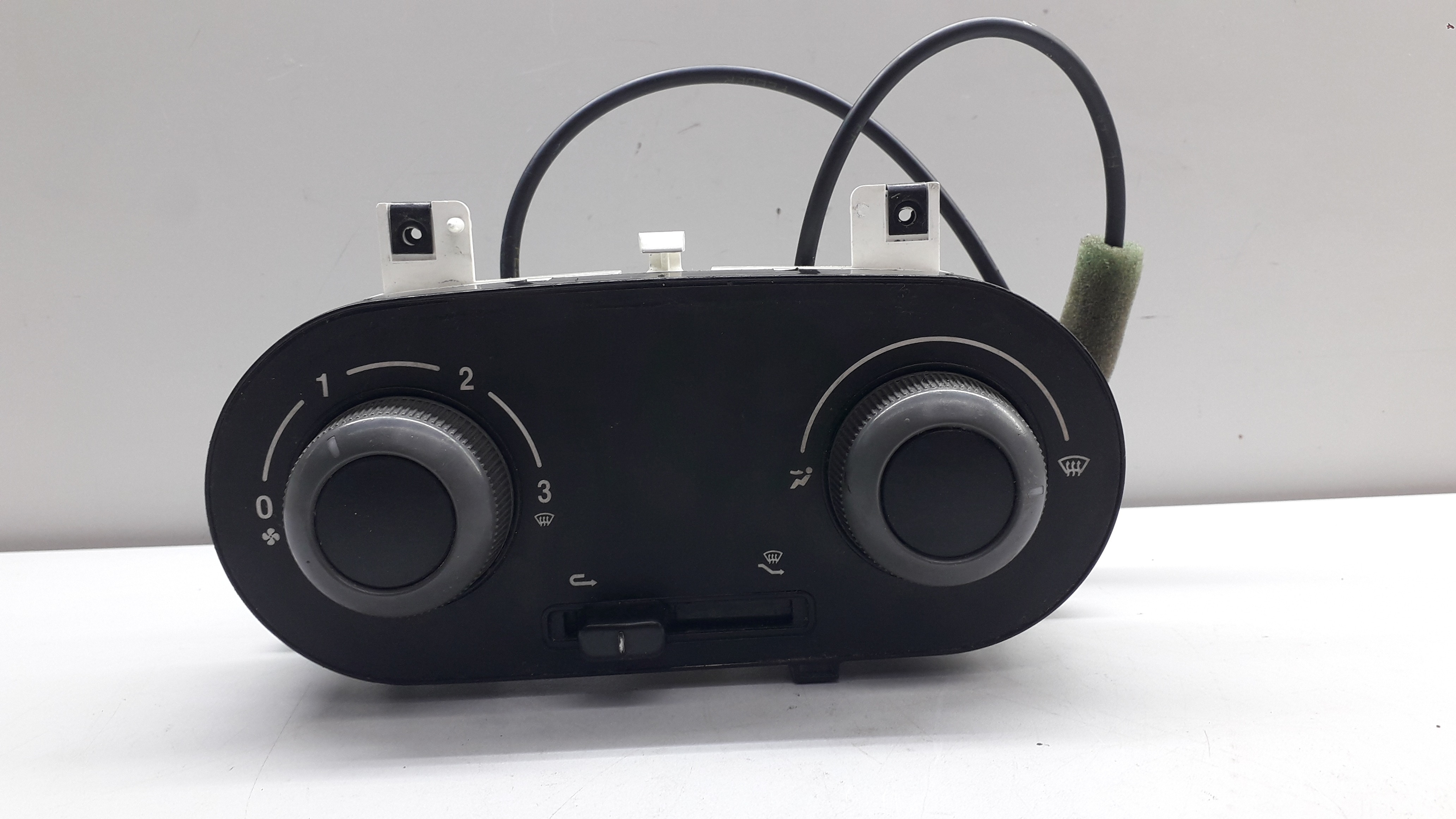 Comando Controle Ar Ventilação Fiat Uno Vivace 2012/2016 1