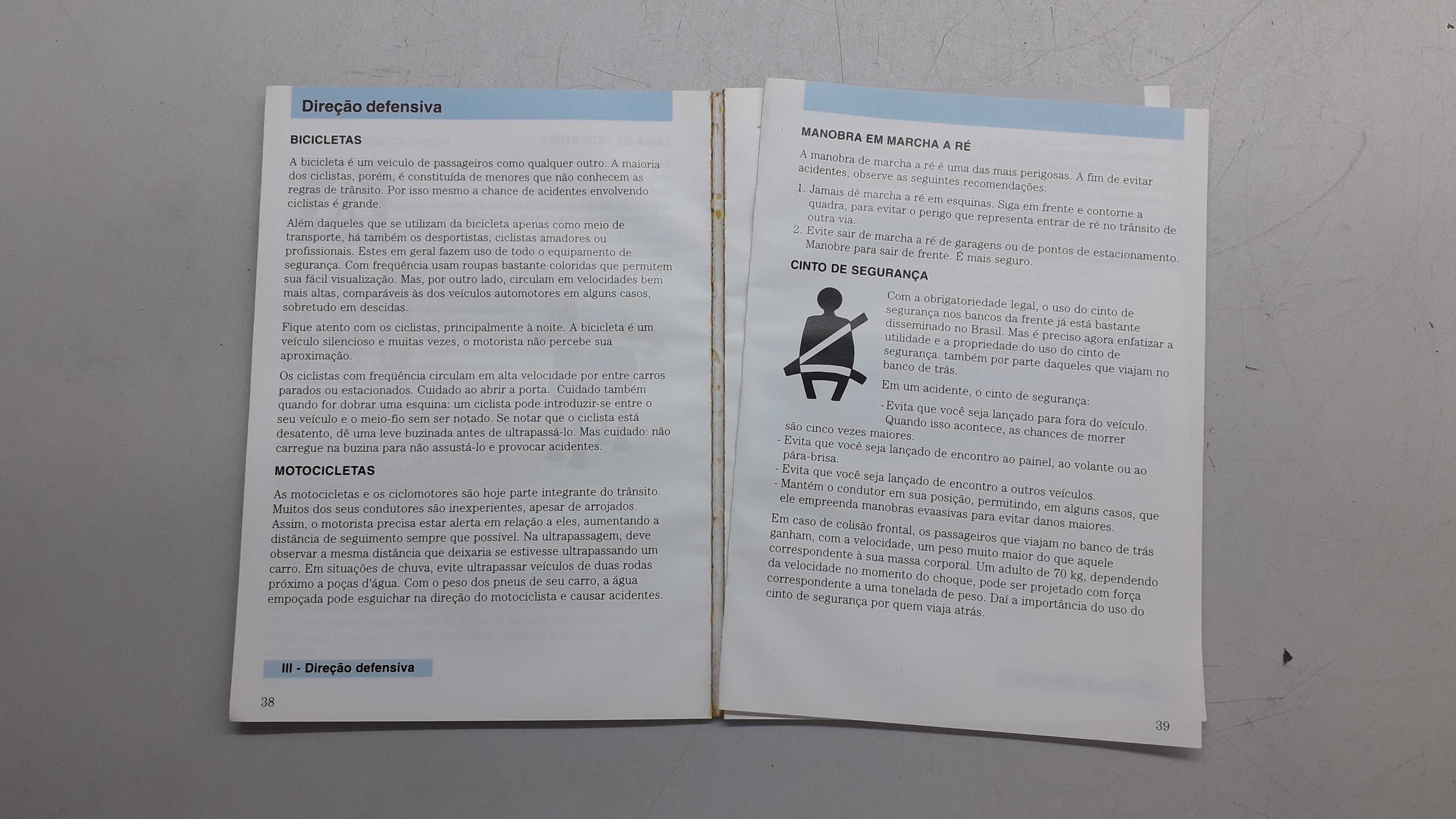 Manual Básico De Segurança No Trânsito Ford 2
