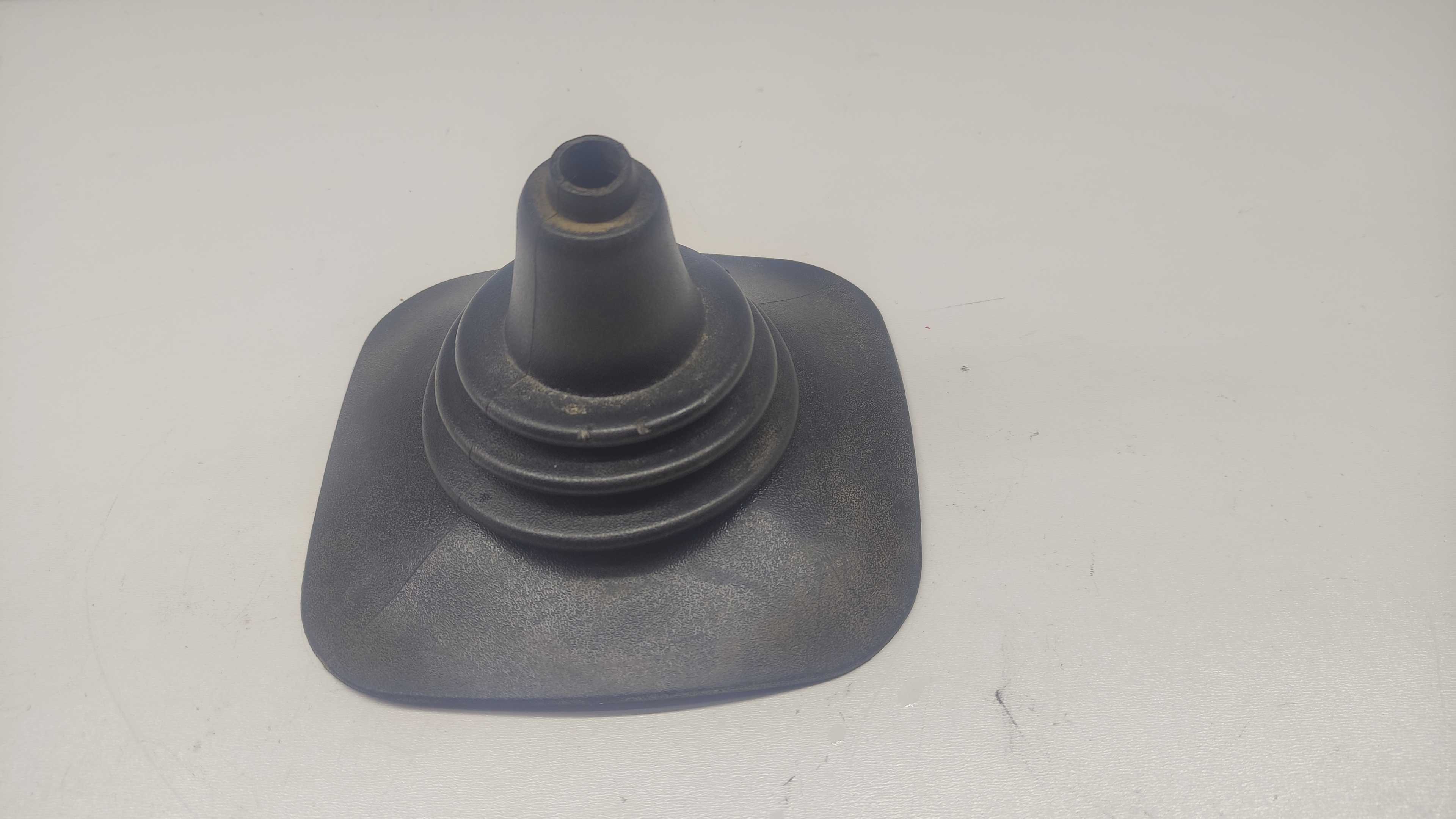Coifa Cambio Ford Fiesta 98 1