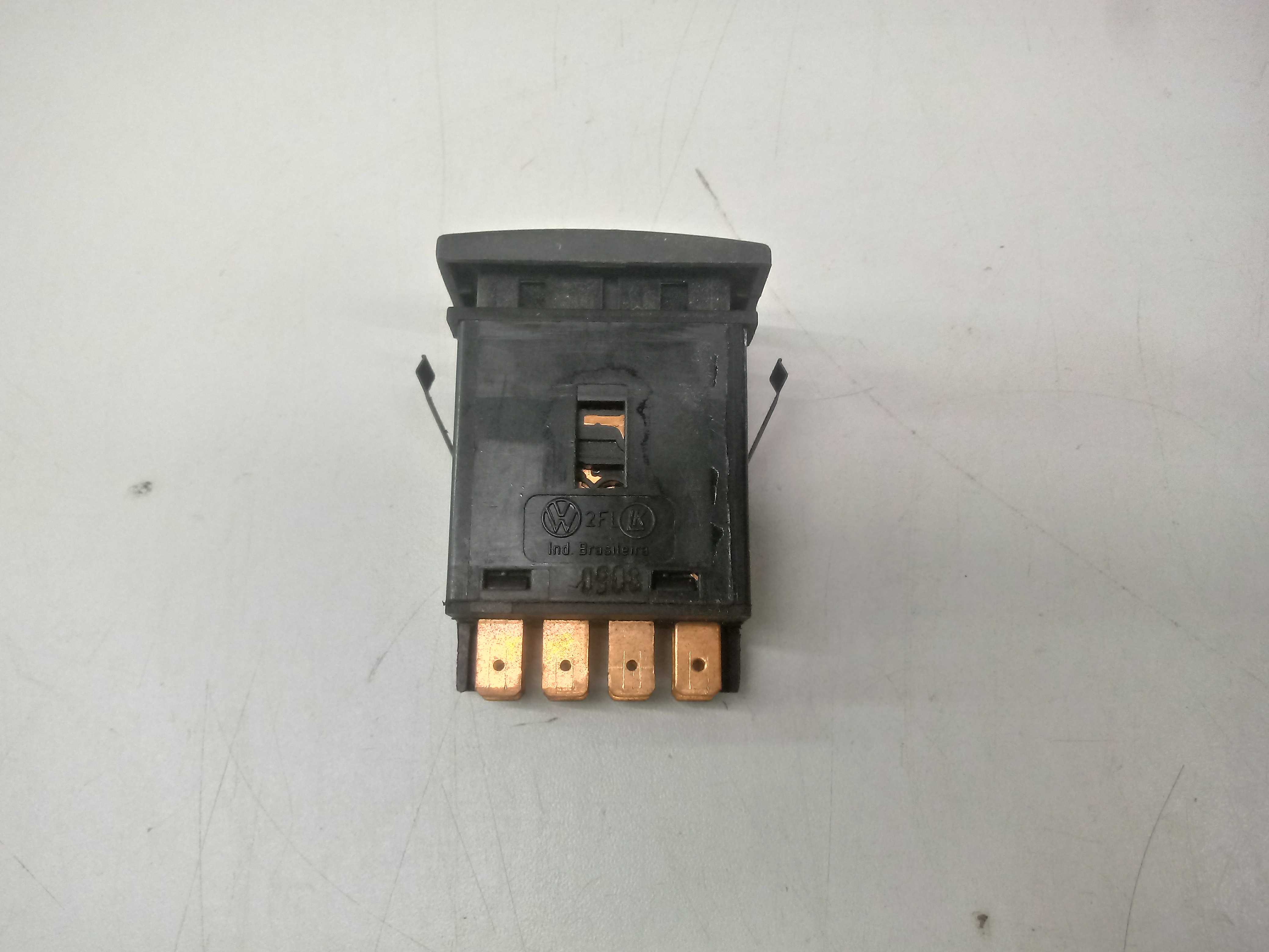 Botao Pidca Alerta Gol Parati Saveiro 98/06 Preto 3