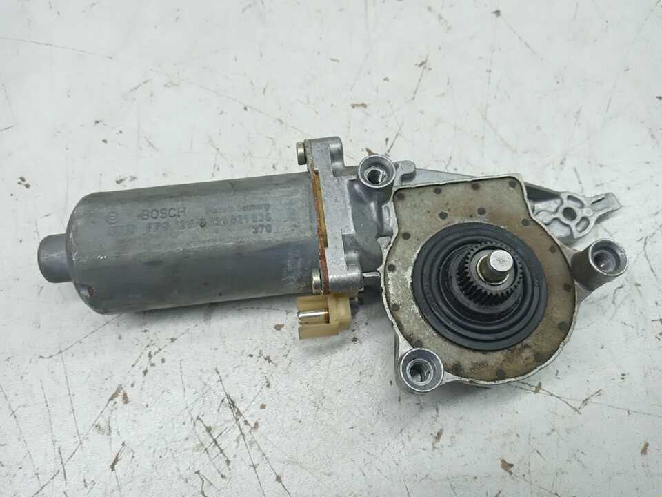Máquina Vidro Traseira Esquerda Mercedes 2