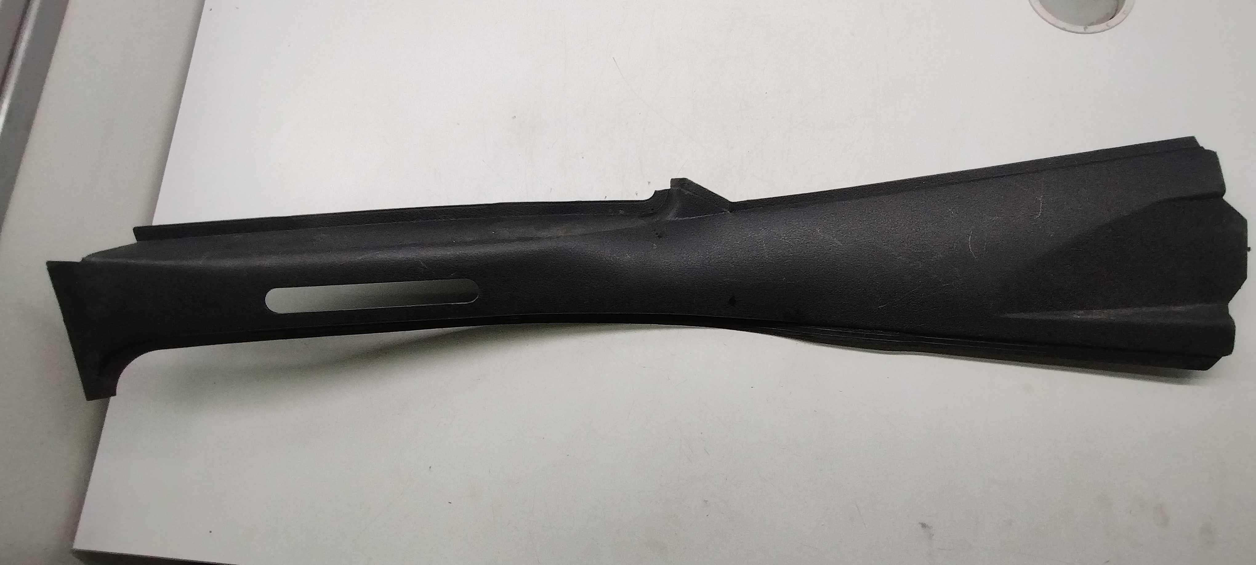 Capa Coluna Central Direita Fiat Uno 2 Portas 10/16 2
