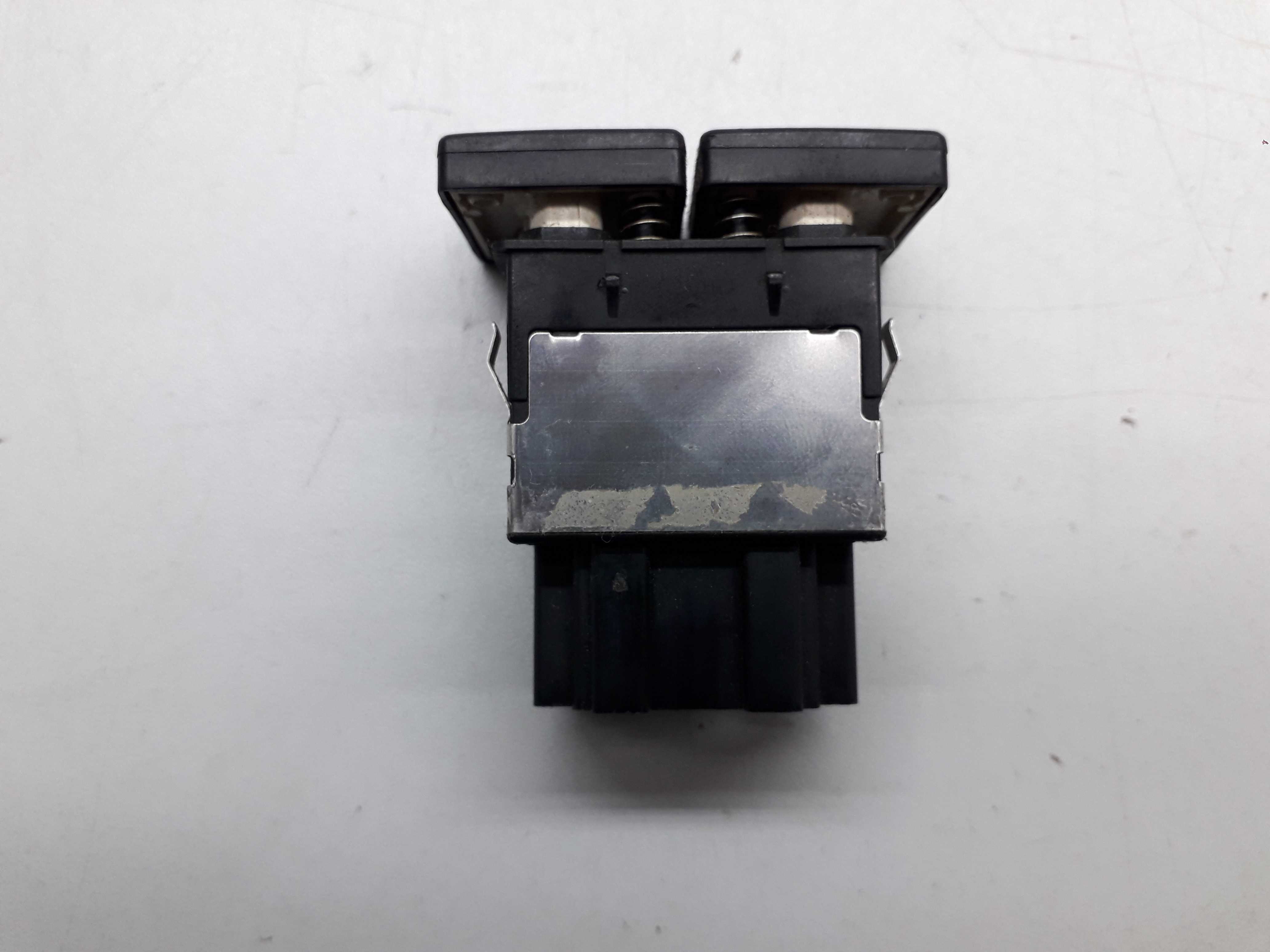 Botão Ar Condicionado Vw Golf 1993/1998 2