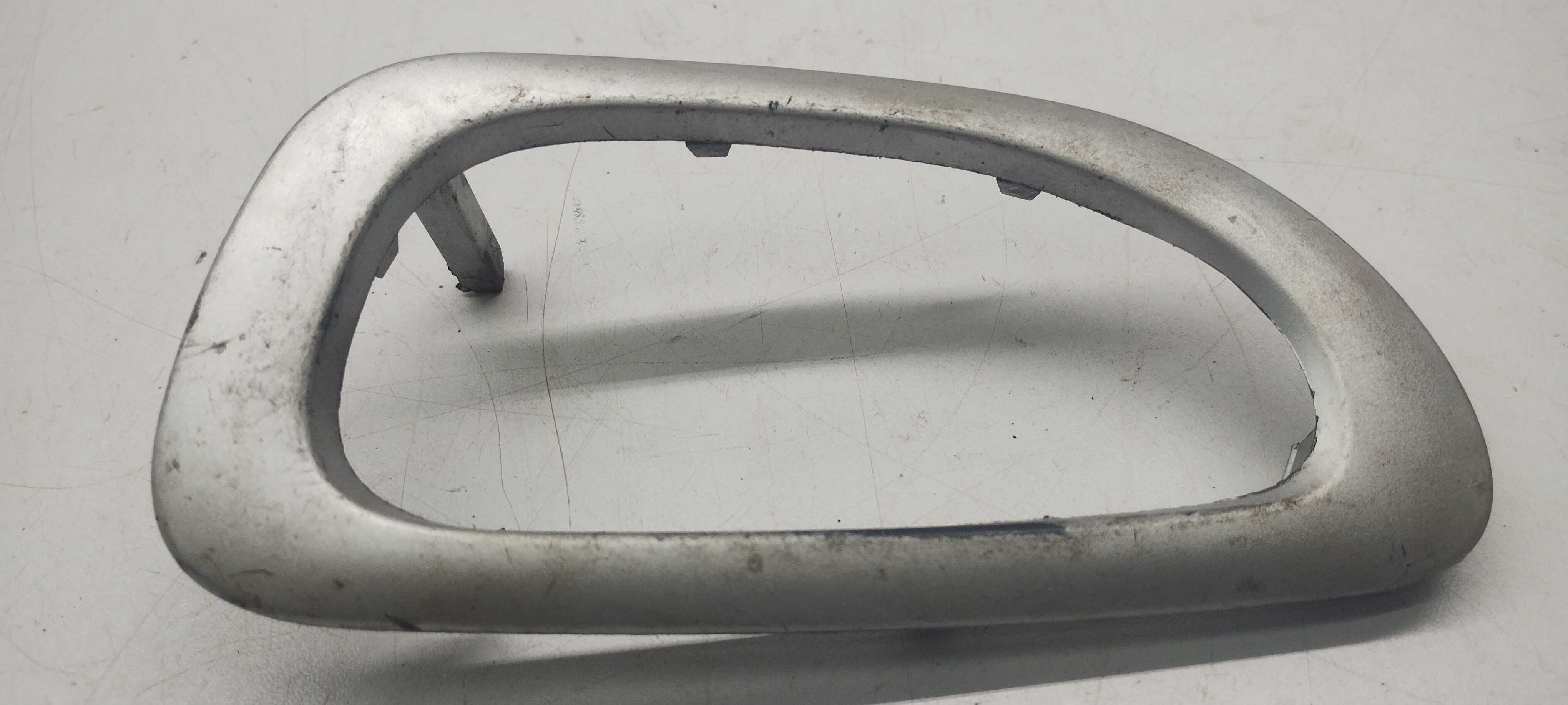 Moldura Maçaneta Interna Peugeot 307 2003/2012 1