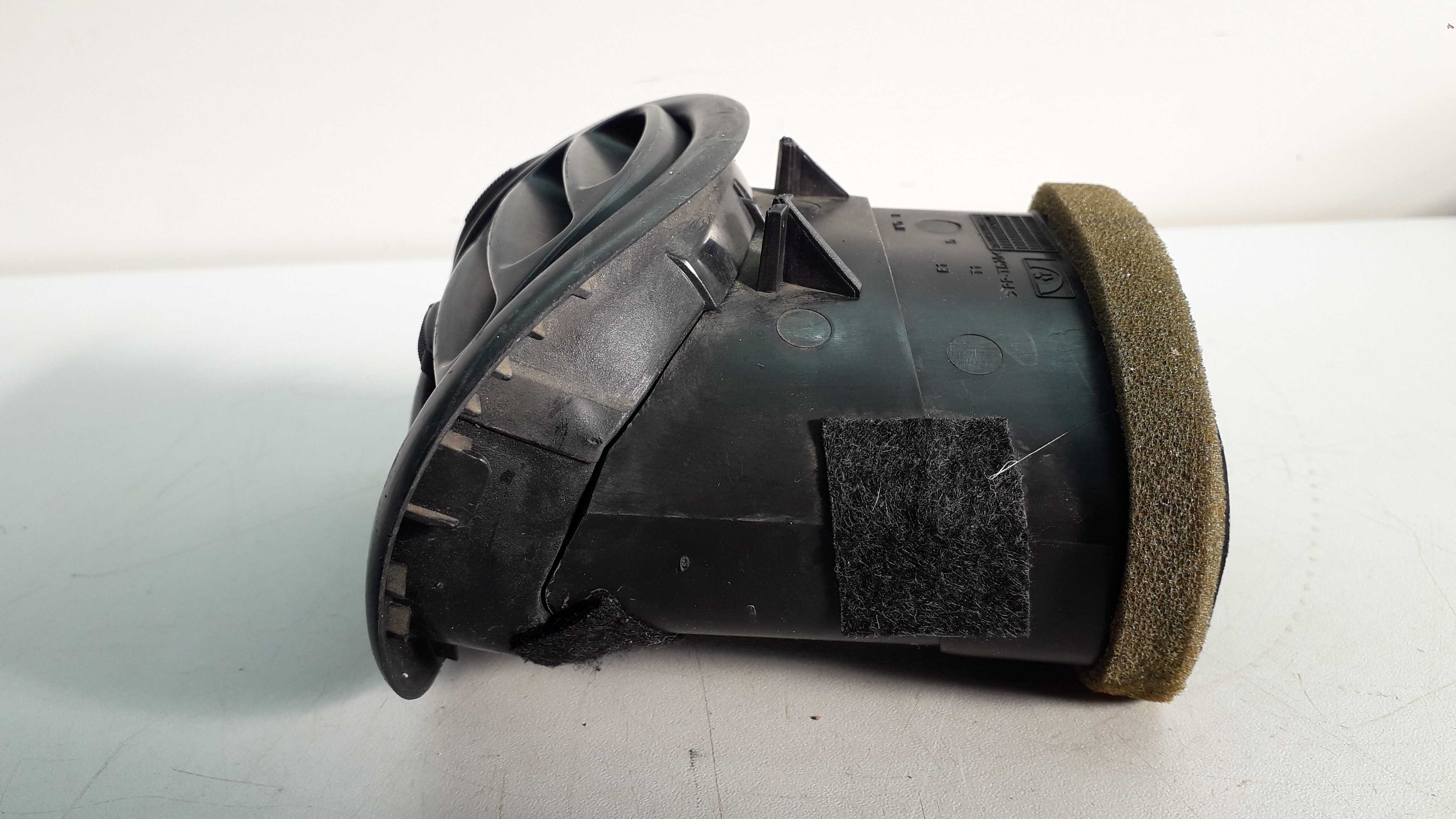 Difusor De Ar Lateral Esquerda Peugeot 206 2007 2