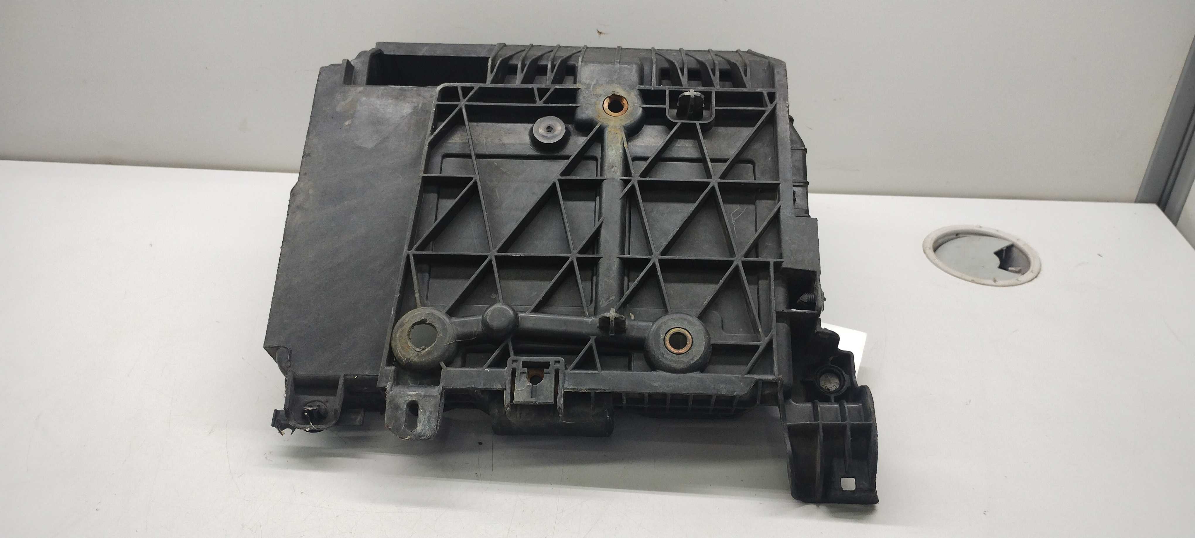 Suporte Caixa Bateria Renault Megane 2007 5
