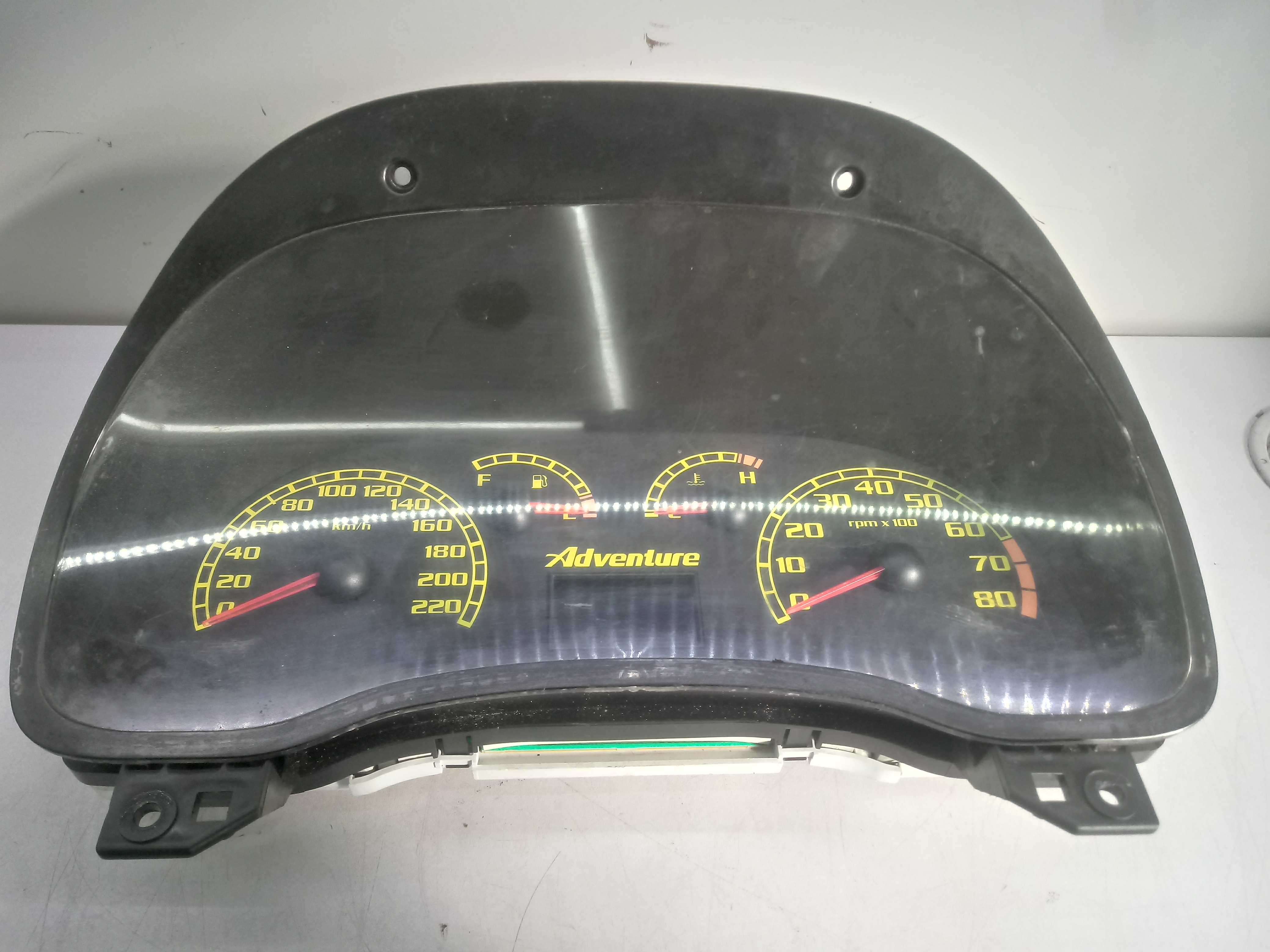 Painel Instrumentos Fiat Strada 2008 1