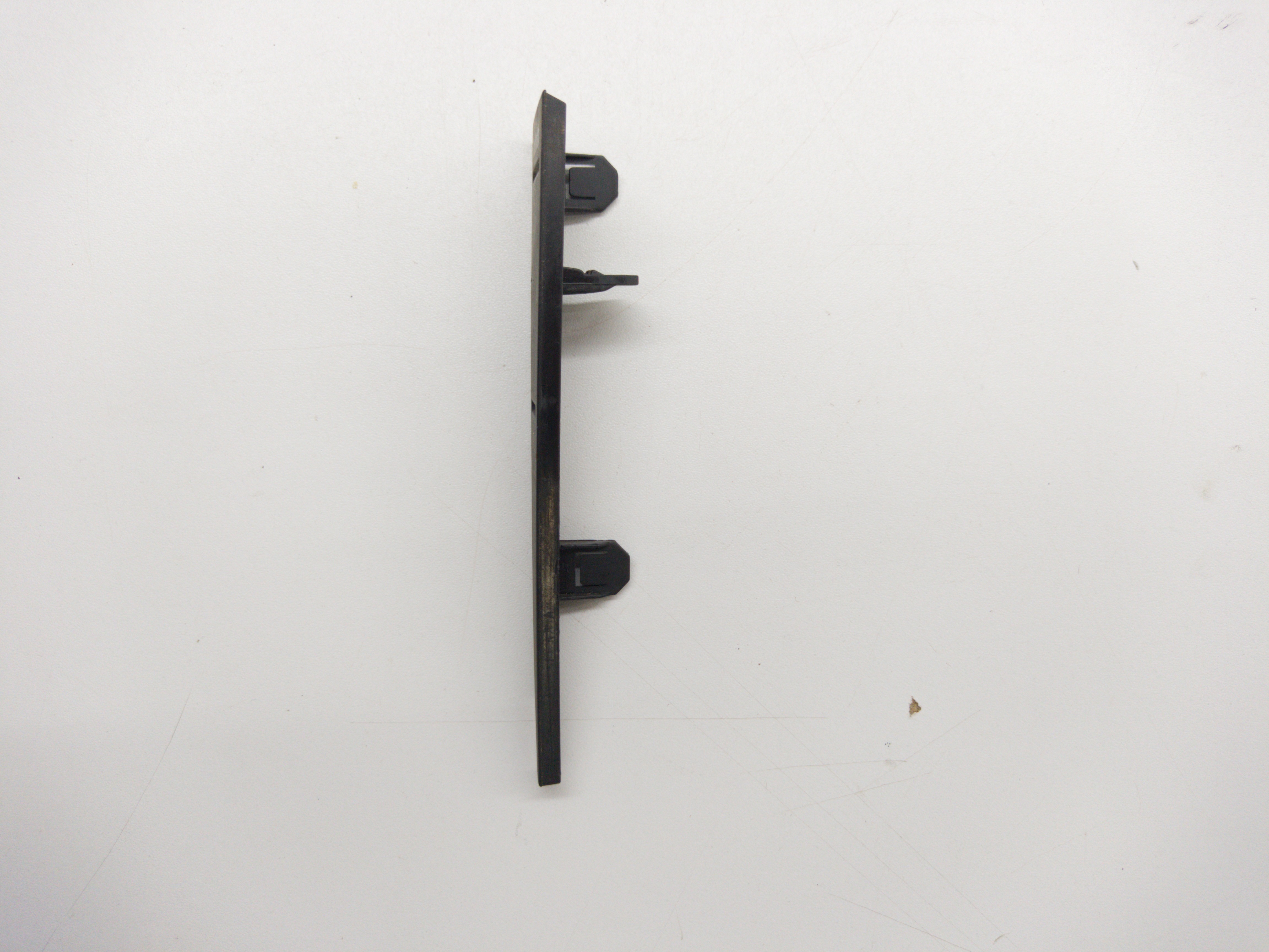 Moldura Lado Esquerdo Rádio Citroen C4 2008/2012 2
