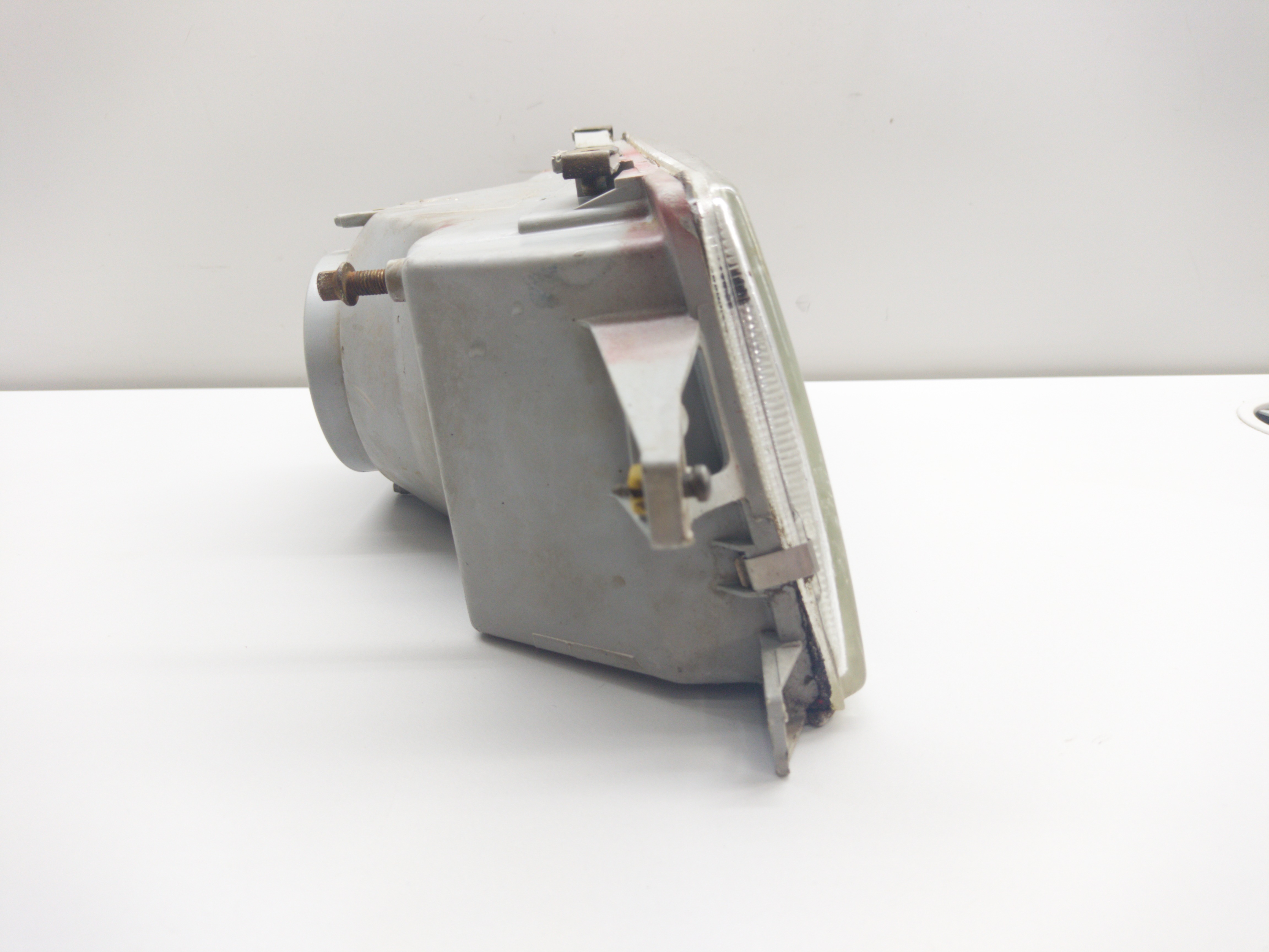 Farol Lado Esquerdo Fiat Uno 91/03 4