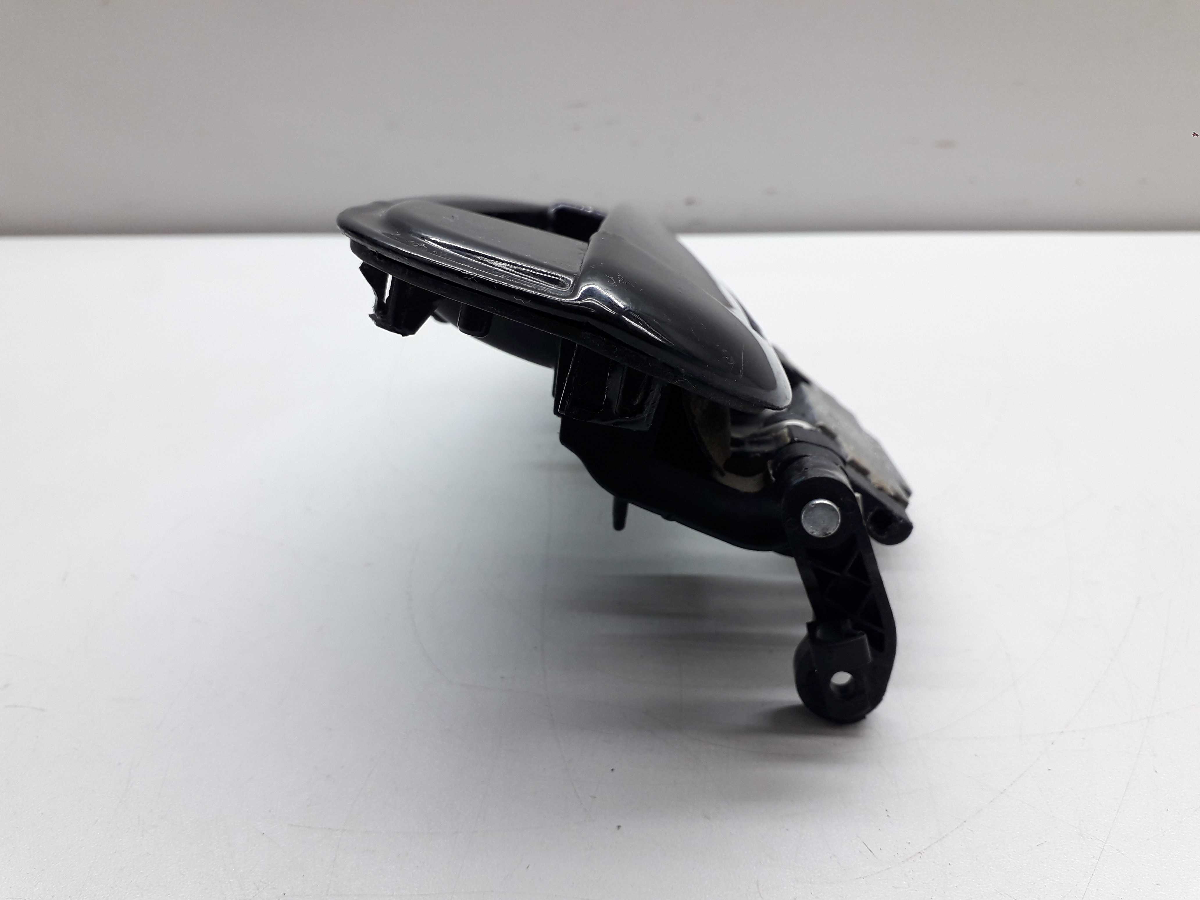 Macaneta Externa Traseira Esquerda Fiat Punto 2009 2013 5
