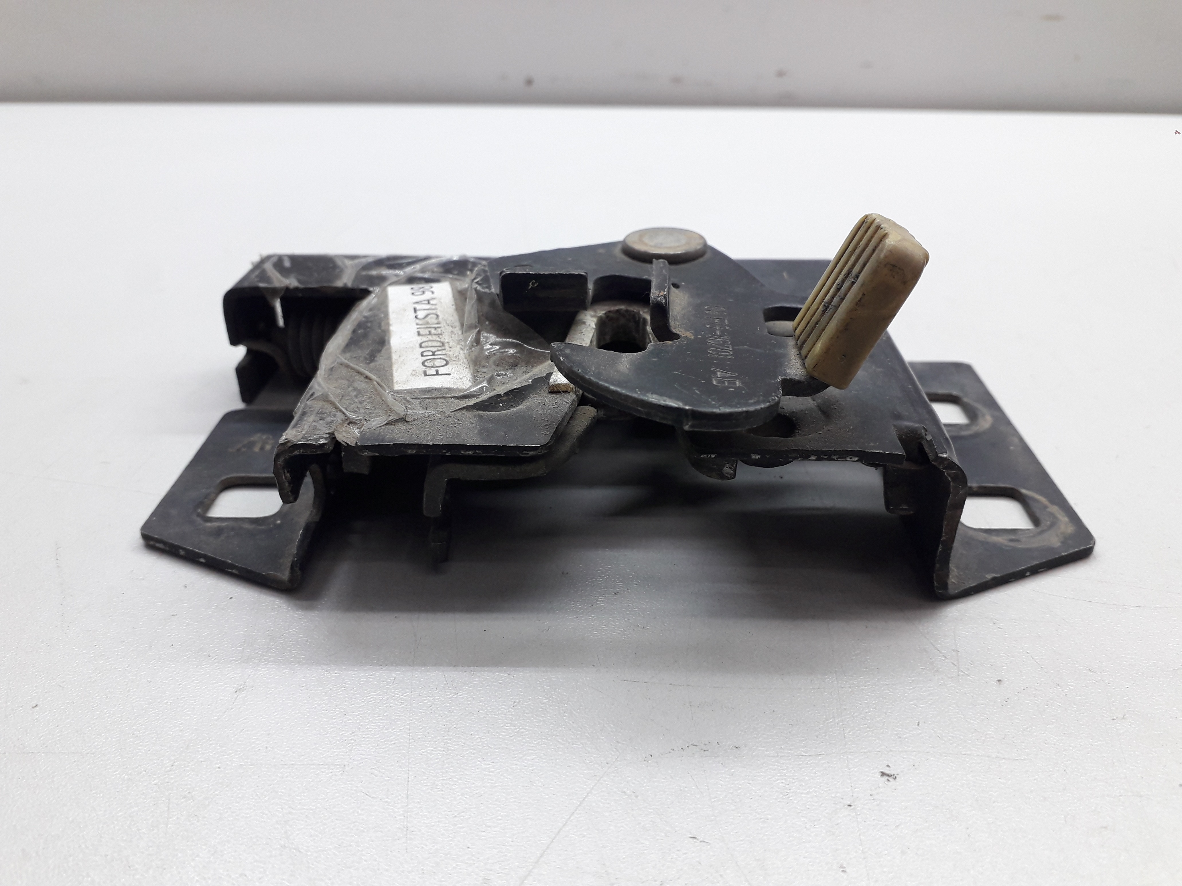 Fechadura Trava Capô Ford Fiesta 1998 4