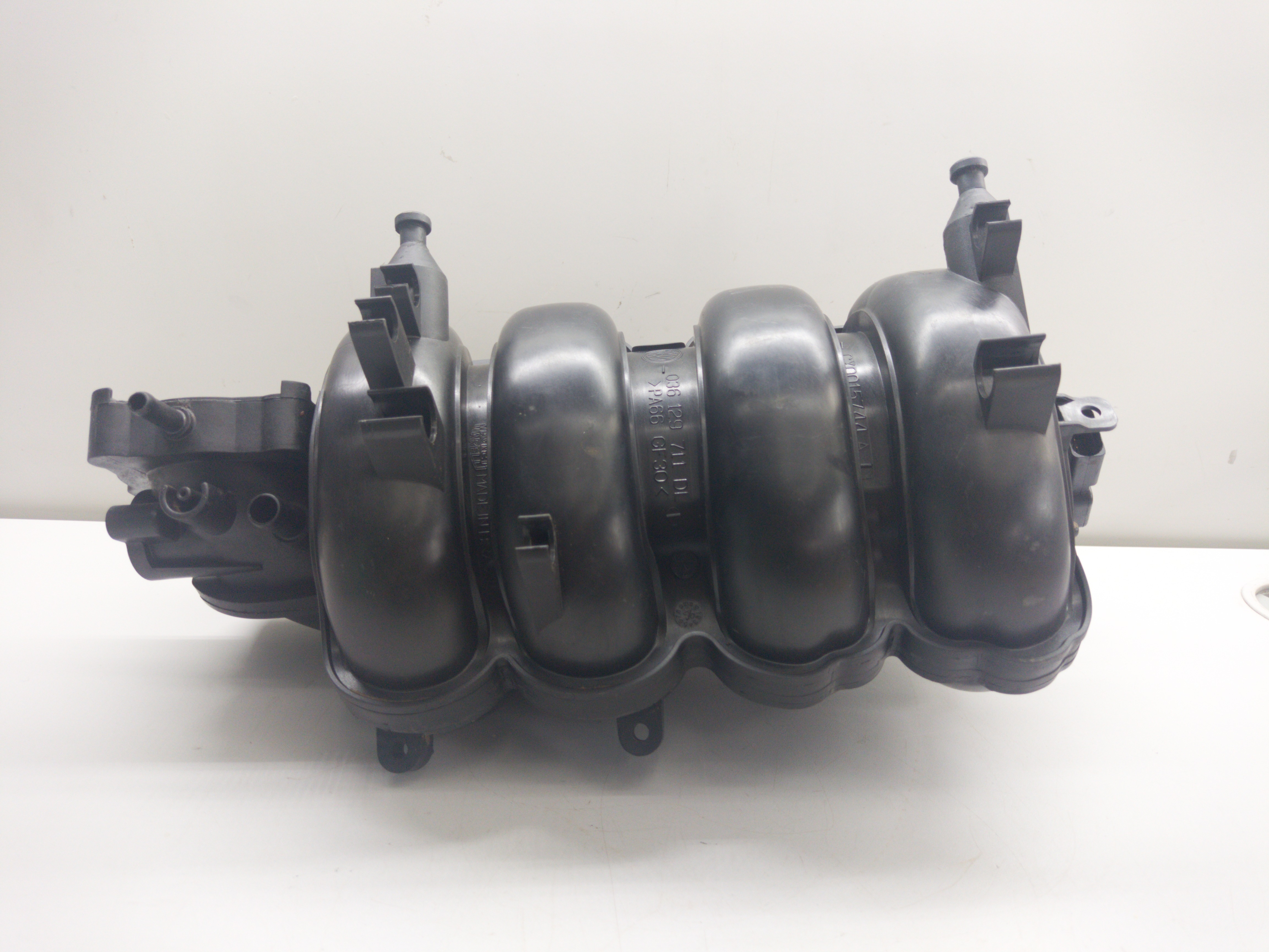 Coletor De Admissão Vw Gol G2/g3/g5 Parati 98/03 3