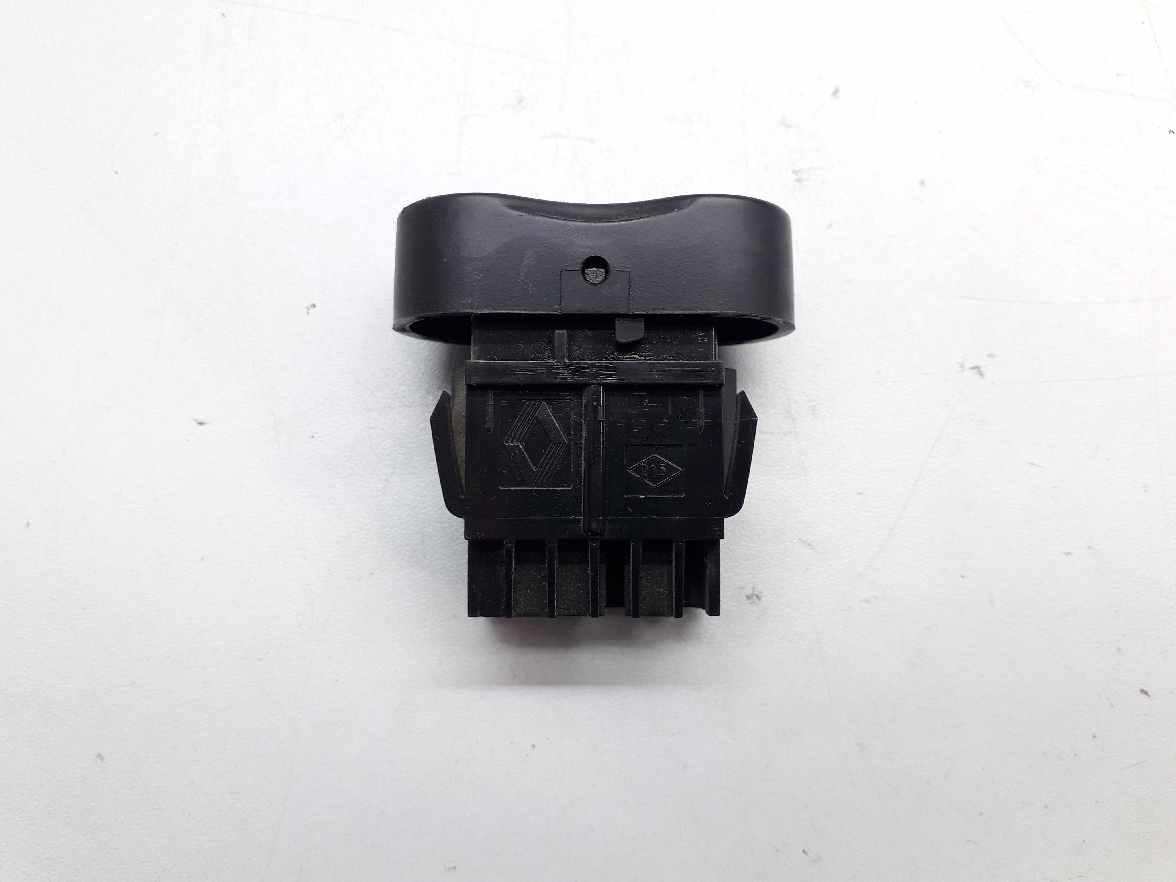 Botão Trava Elétrica Portas Renault Logan Sandero 2011 5