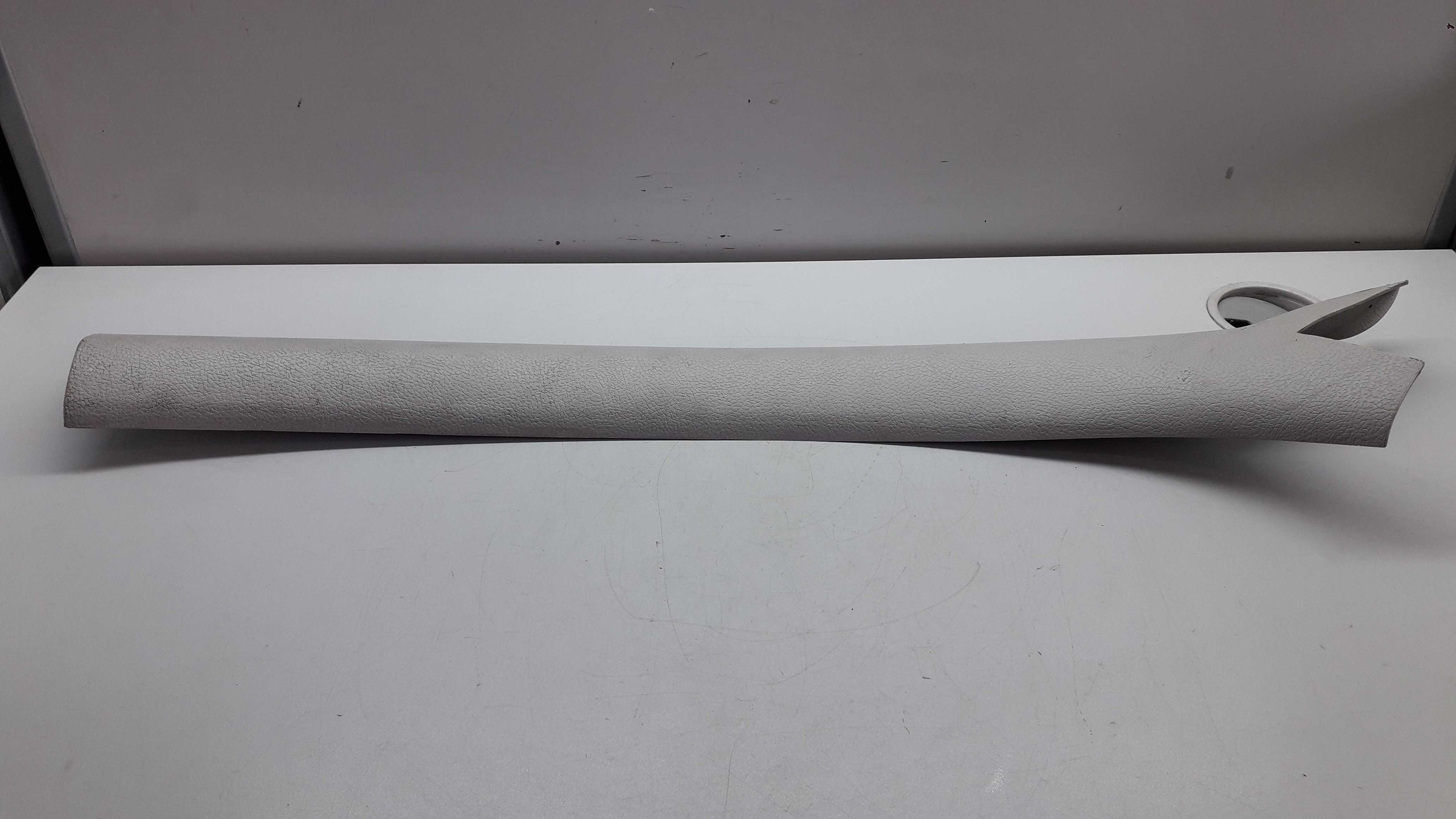 Moldura Coluna Parabrisa Lado Esquerdo Peugeot 206 2007 3