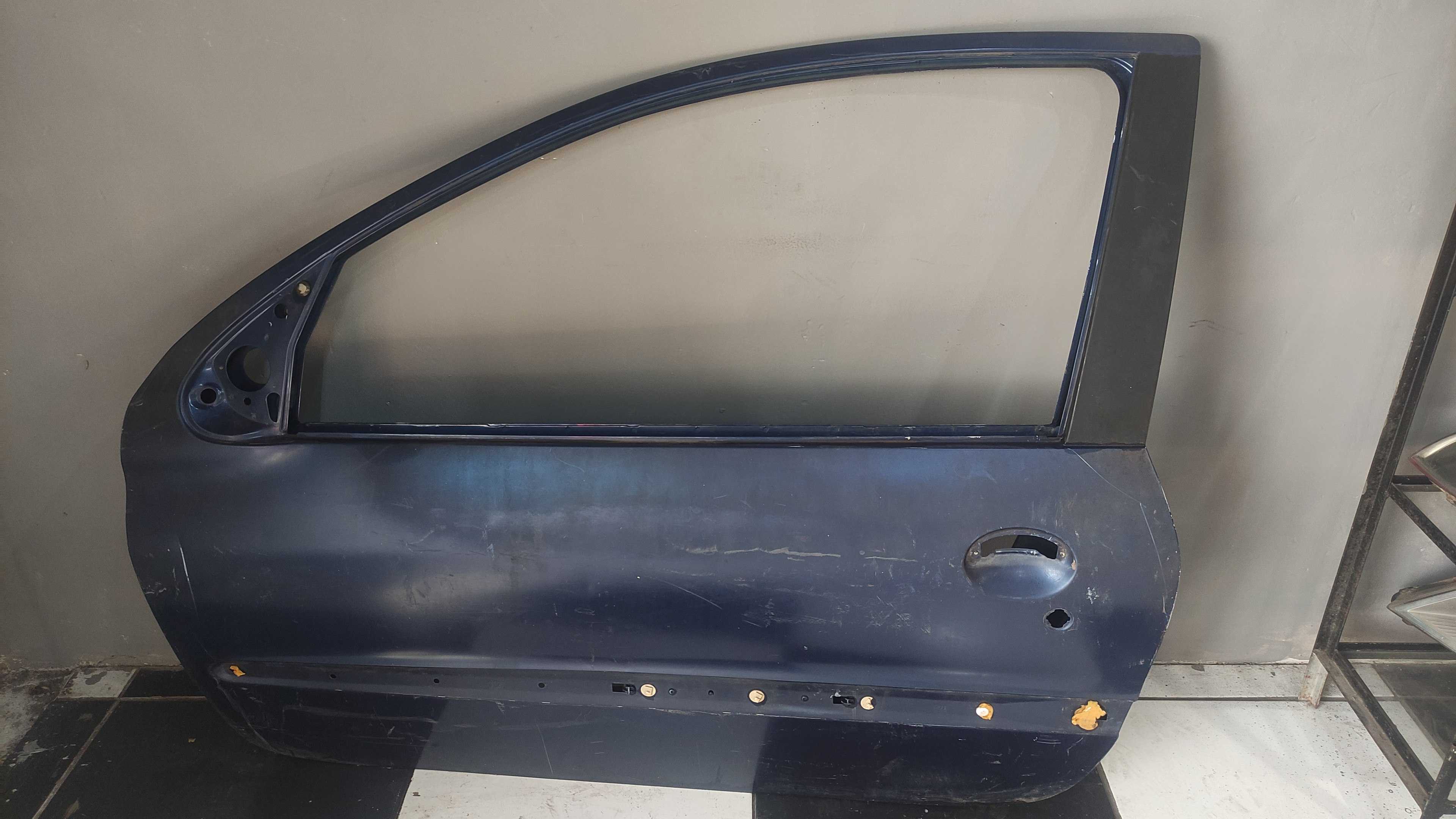 Porta Esquerda Peugeot 206 2p 1