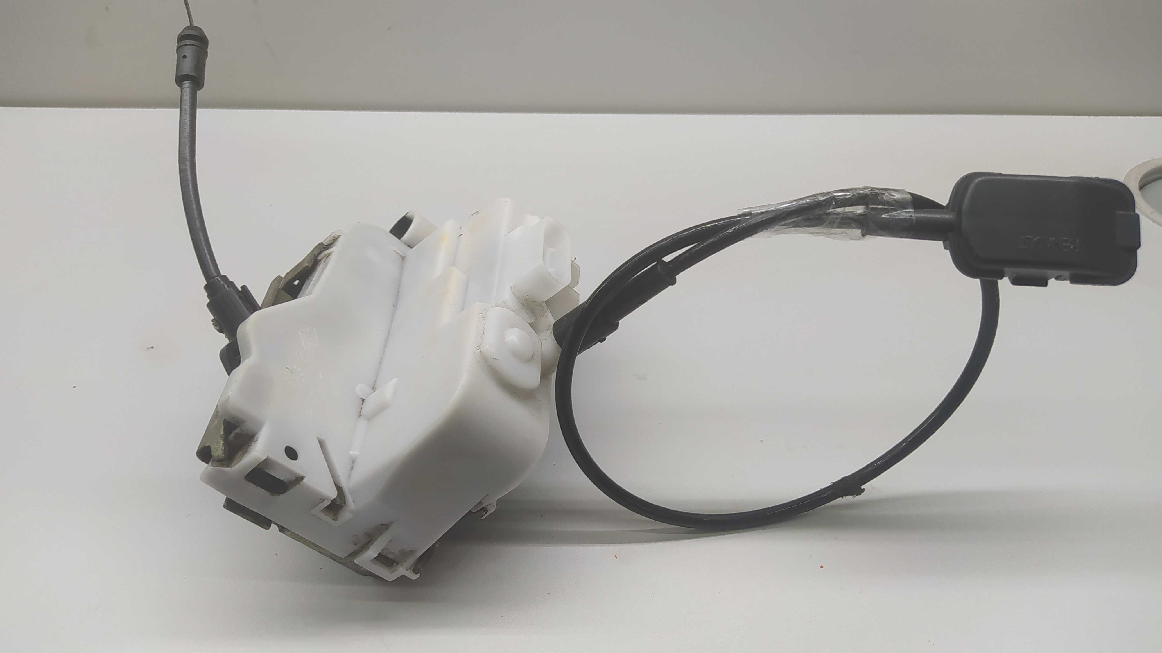 Fechadura Dianteira Direita Renault Megane Grand Tour 08 2