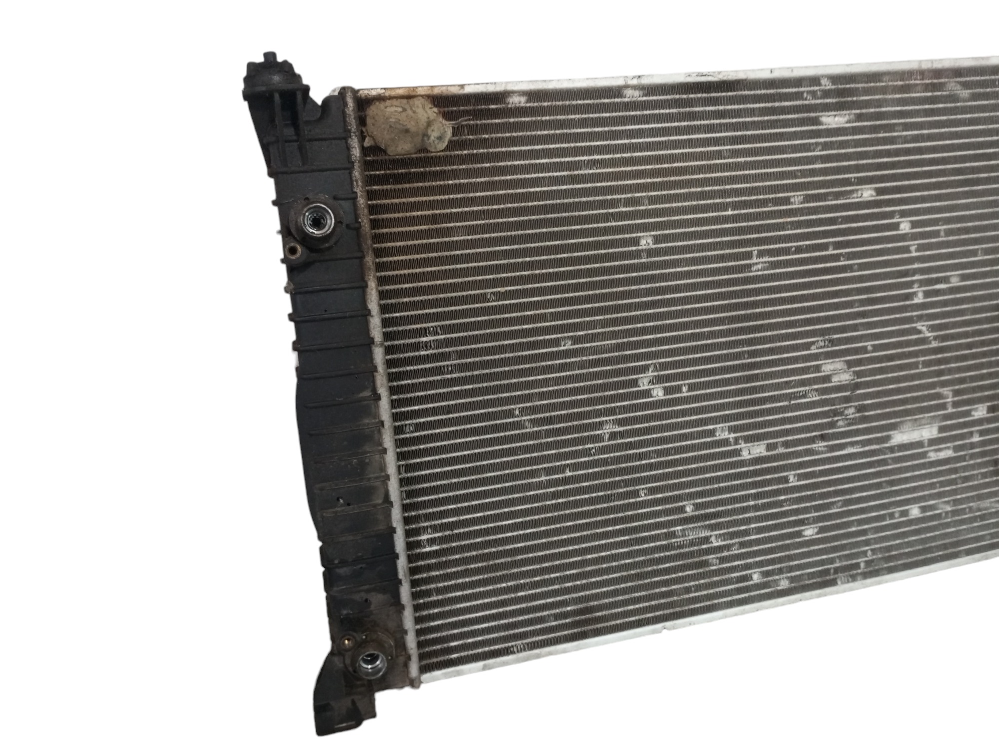 Radiador Audi A4 Passat 97 98 99 2000 2001 2002 2003 2004 4