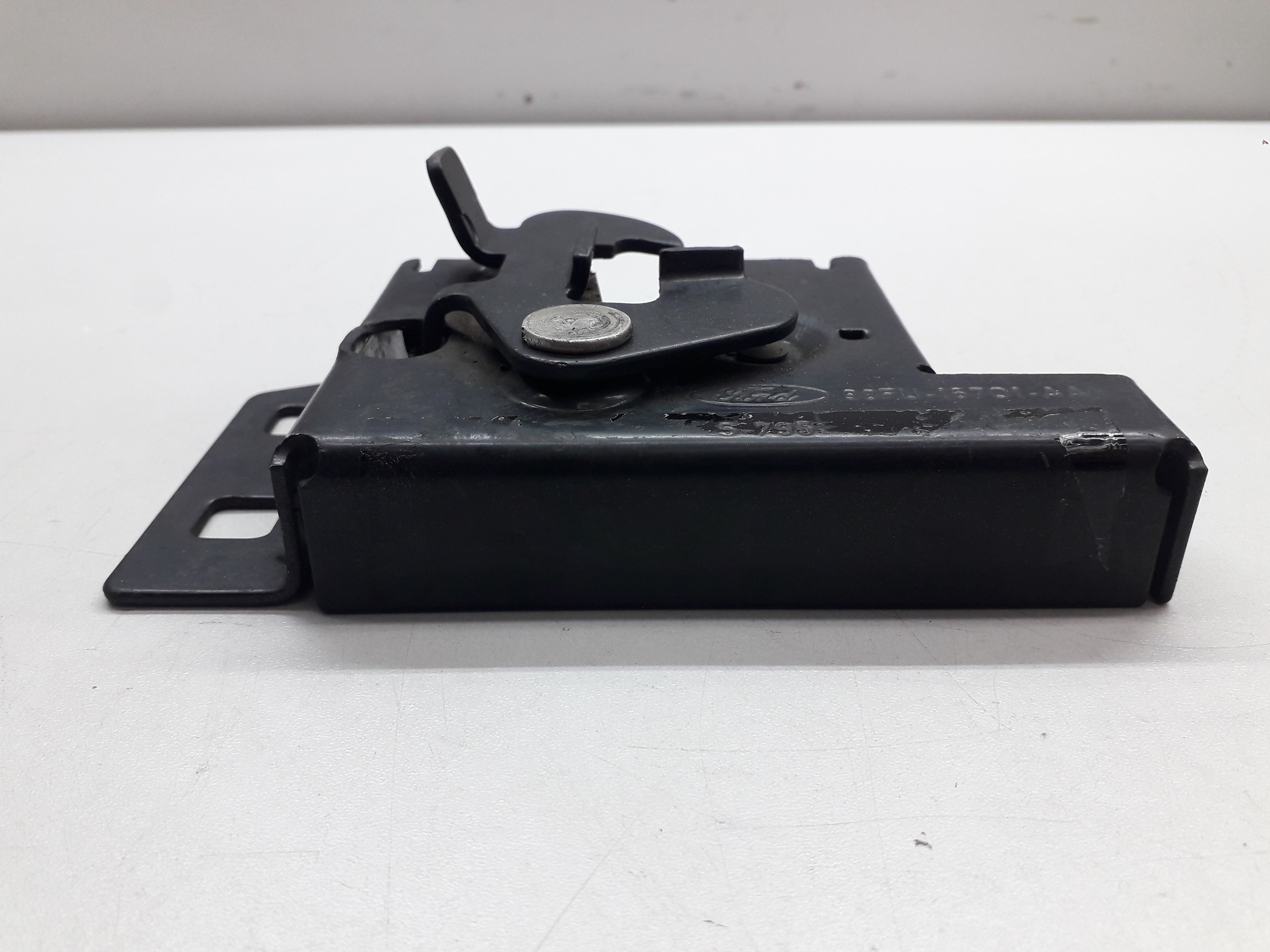 Fechadura Trava Capô Ford Fiesta 2000 2
