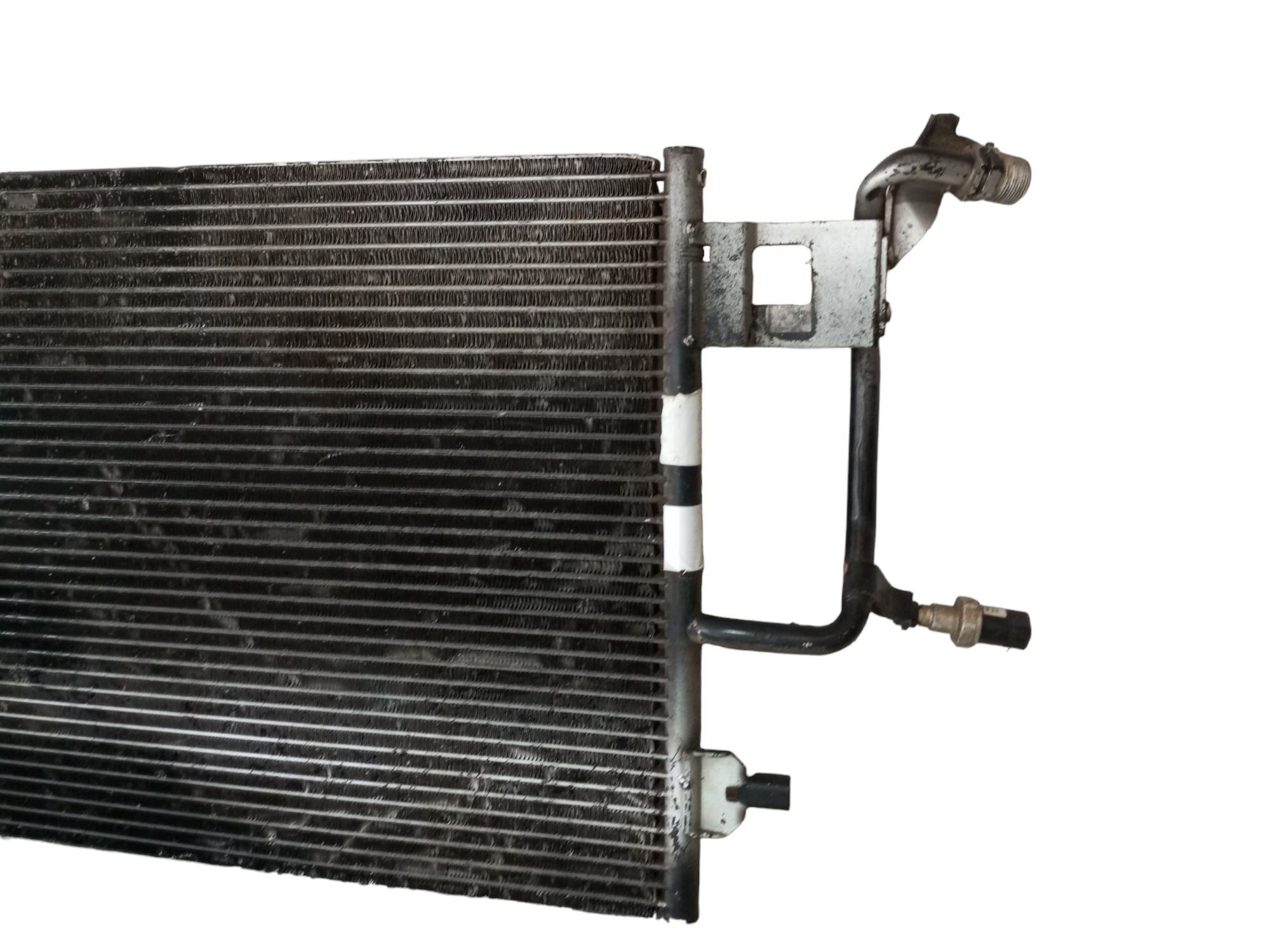 Condensador Ar Audi A4 96 97 98 99 2000 Volkswagen Passat 3