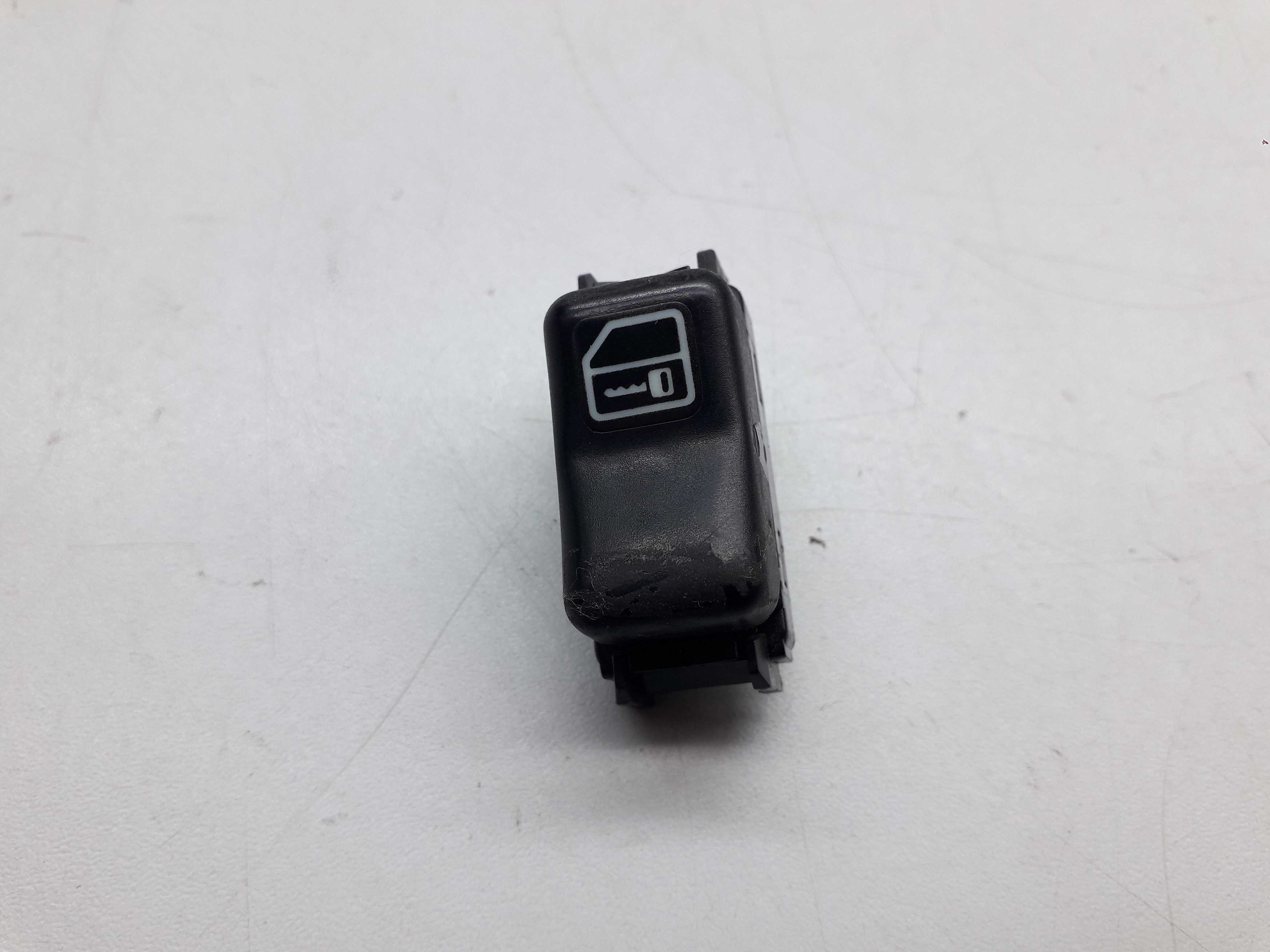 Botão Interruptor Trava Vidro Traseiro Mercedes C280 1994 1